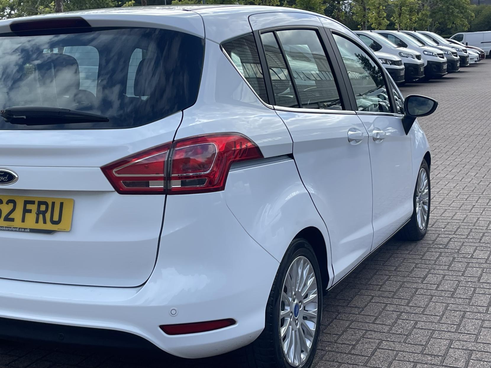 Ford B-Max 1.6 Titanium MPV 5dr Petrol Powershift Euro 5 (105 ps)