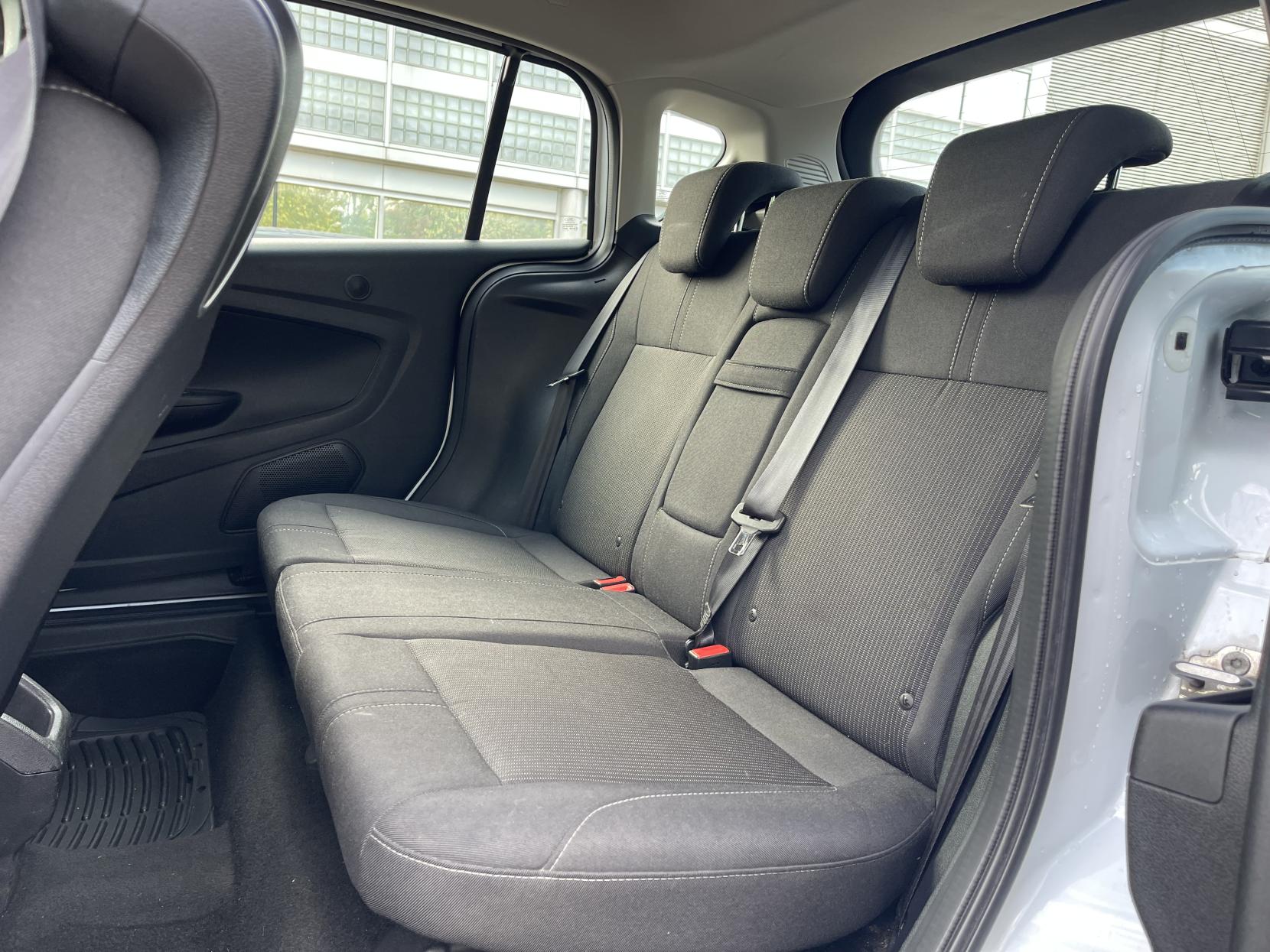 Ford B-Max 1.6 Titanium MPV 5dr Petrol Powershift Euro 5 (105 ps)