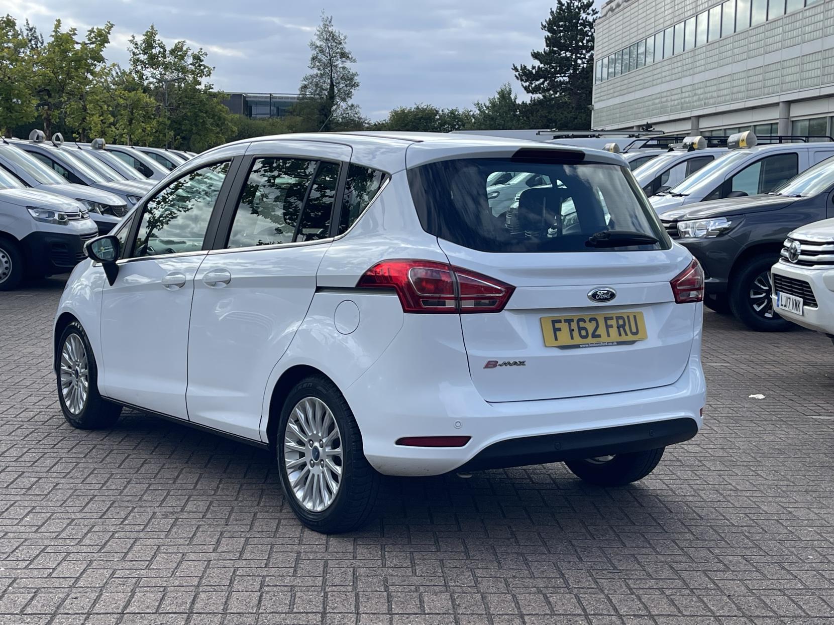Ford B-Max 1.6 Titanium MPV 5dr Petrol Powershift Euro 5 (105 ps)