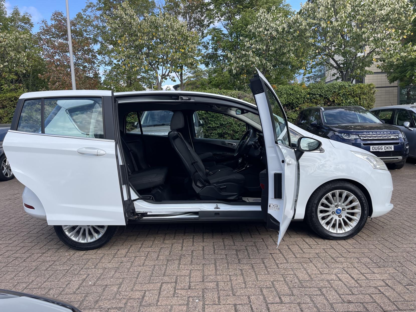Ford B-Max 1.6 Titanium MPV 5dr Petrol Powershift Euro 5 (105 ps)