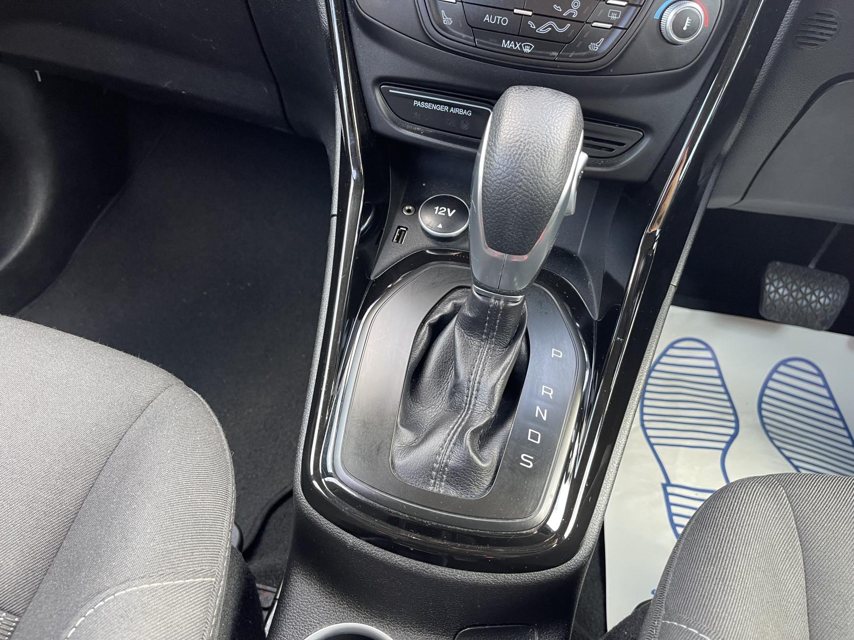 Ford B-Max 1.6 Titanium MPV 5dr Petrol Powershift Euro 5 (105 ps)