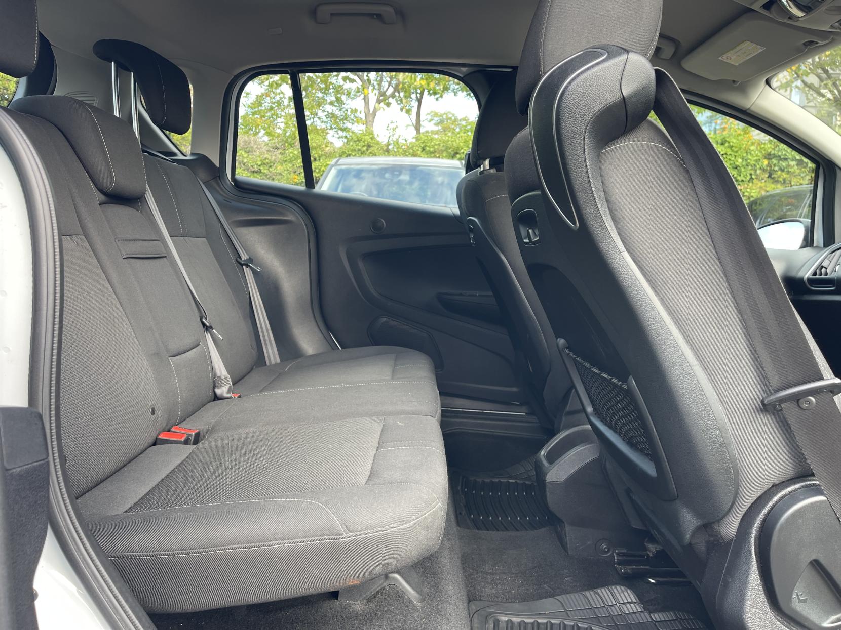 Ford B-Max 1.6 Titanium MPV 5dr Petrol Powershift Euro 5 (105 ps)