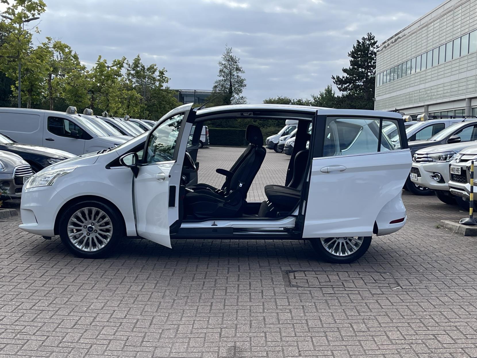 Ford B-Max 1.6 Titanium MPV 5dr Petrol Powershift Euro 5 (105 ps)