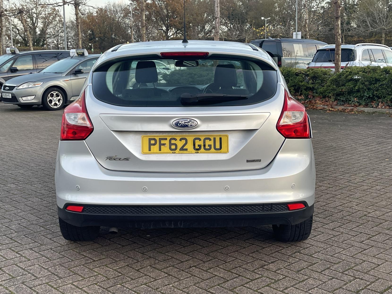 Ford Focus 1.0T EcoBoost Titanium Hatchback 5dr Petrol Manual Euro 5 (s/s) (125 ps)