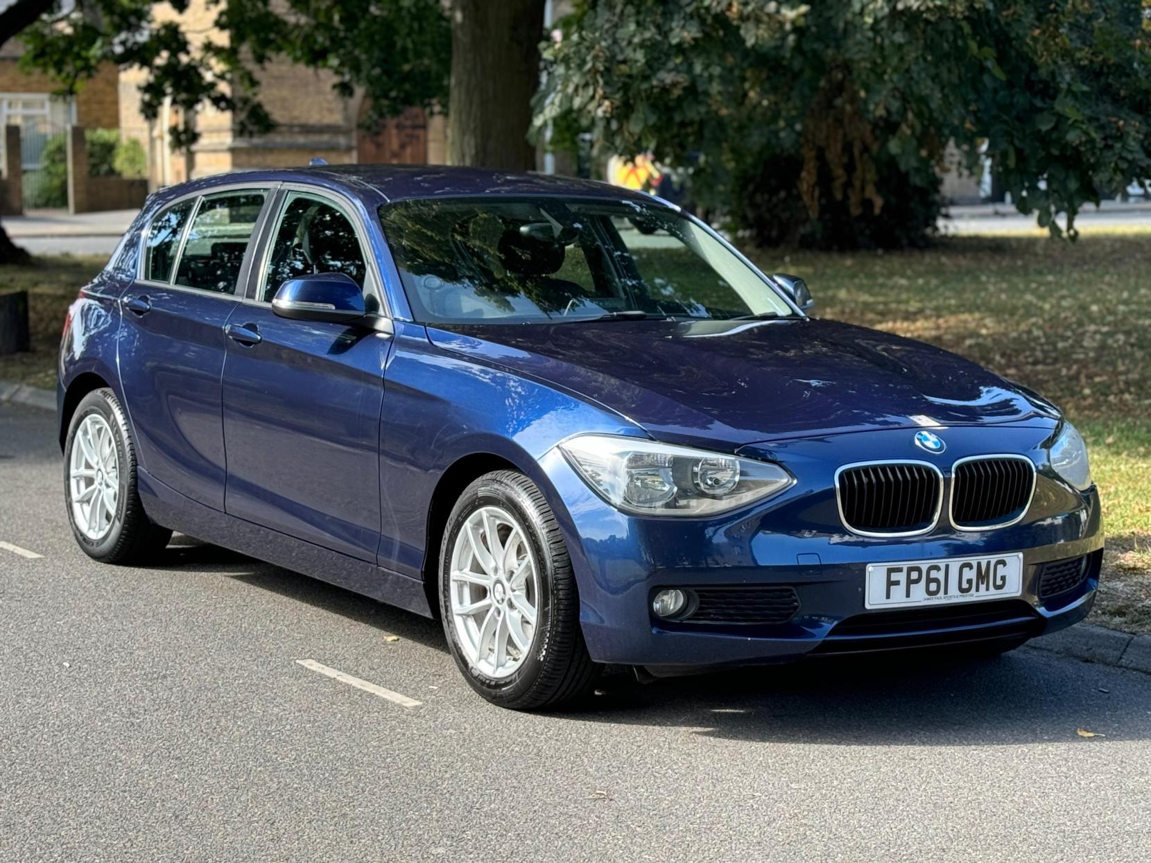 BMW 1 Series 1.6 116i SE Hatchback 5dr Petrol Manual Euro 5 (s/s) (136 ps)