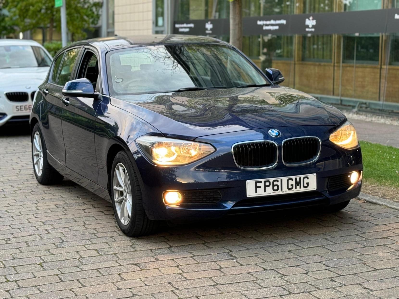 BMW 1 Series 1.6 116i SE Hatchback 5dr Petrol Manual Euro 5 (s/s) (136 ps)