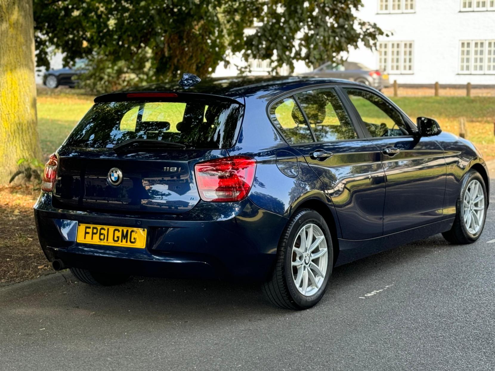 BMW 1 Series 1.6 116i SE Hatchback 5dr Petrol Manual Euro 5 (s/s) (136 ps)