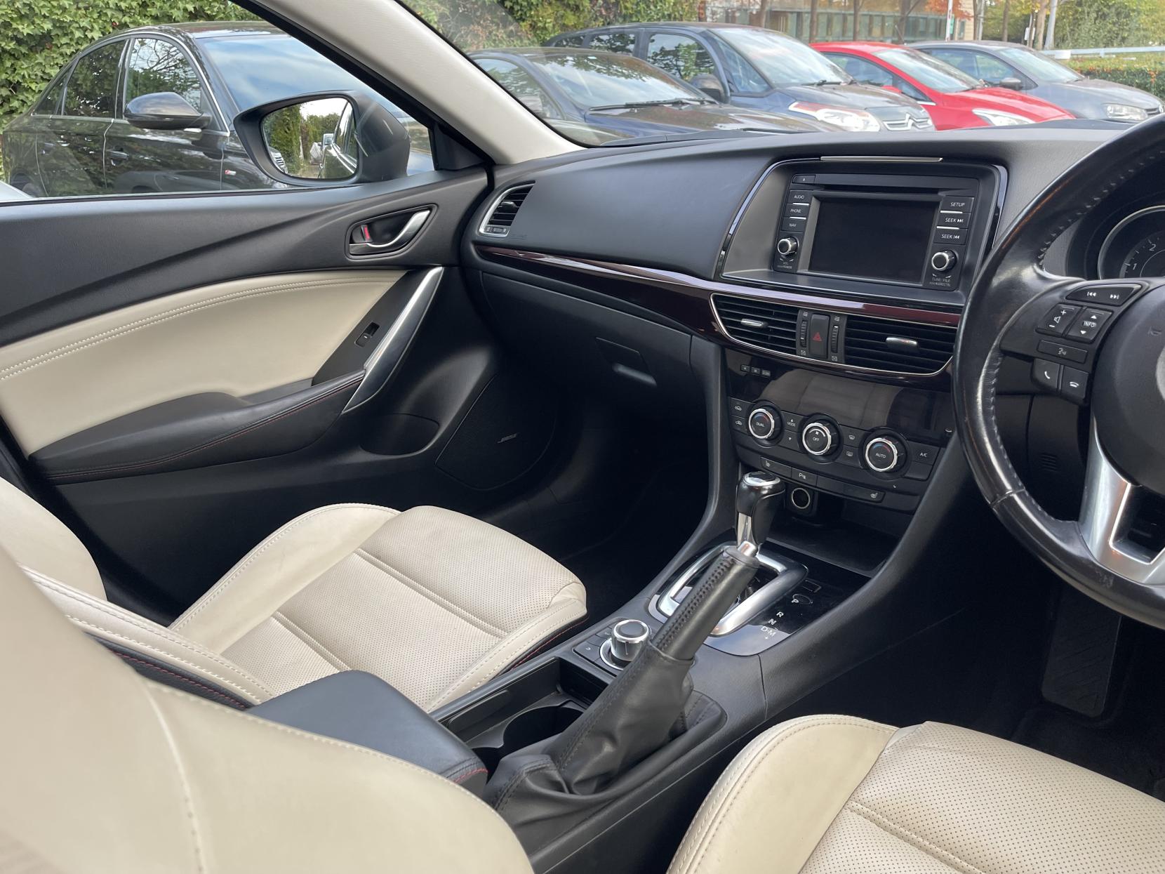 Mazda Mazda6 2.2 SKYACTIV-D Sport Nav Saloon 4dr Diesel Auto Euro 6 (s/s) (175 ps)