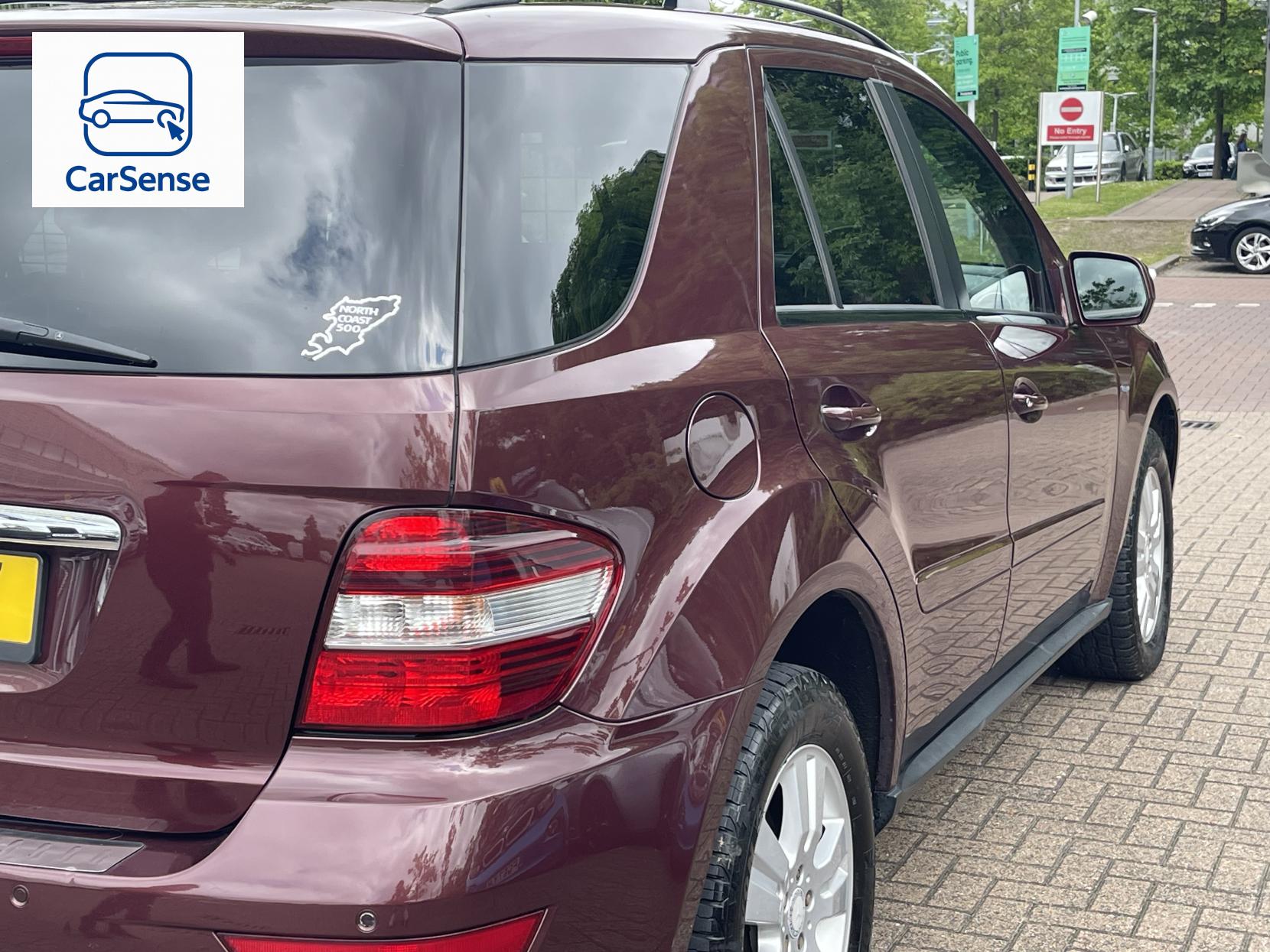 Mercedes-Benz M Class 3.0 ML350 CDI V6 BlueEfficiency SE SUV 5dr Diesel Tiptronic 4WD Euro 5 (231 ps)