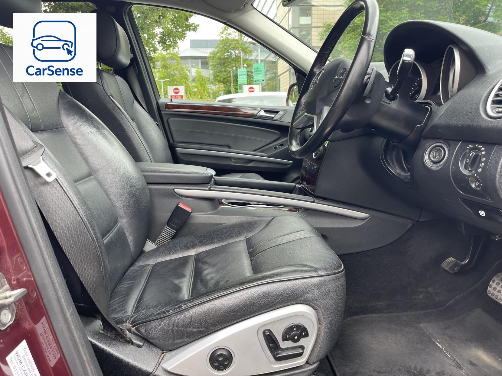 Mercedes-Benz M Class 3.0 ML350 CDI V6 BlueEfficiency SE SUV 5dr Diesel Tiptronic 4WD Euro 5 (231 ps)