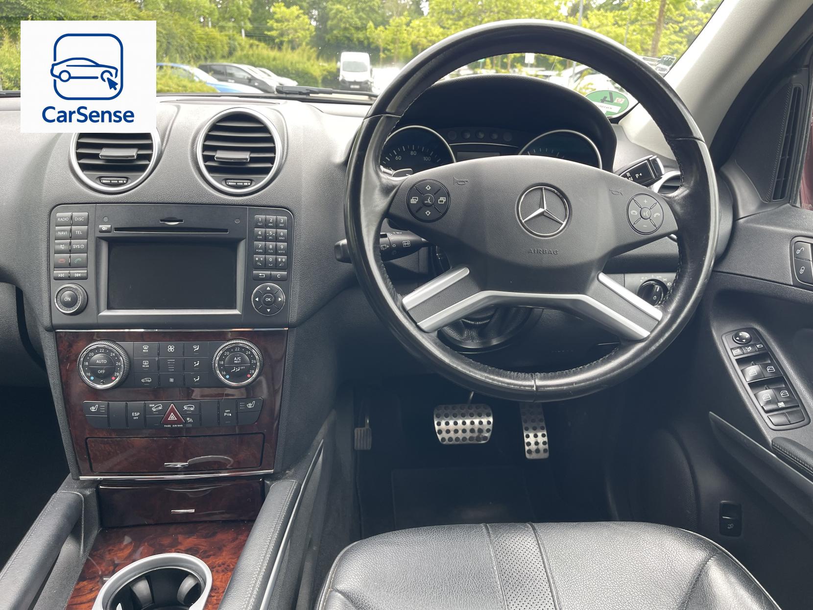 Mercedes-Benz M Class 3.0 ML350 CDI V6 BlueEfficiency SE SUV 5dr Diesel Tiptronic 4WD Euro 5 (231 ps)