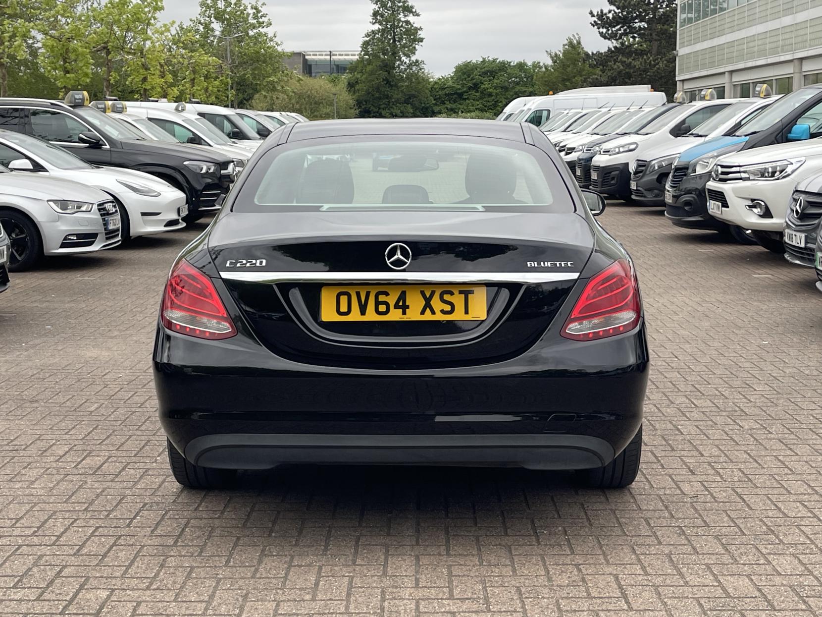 Mercedes-Benz C Class 2.1 C220 BlueTEC SE Saloon 4dr Diesel G-Tronic+ Euro 6 (s/s) (170 ps)