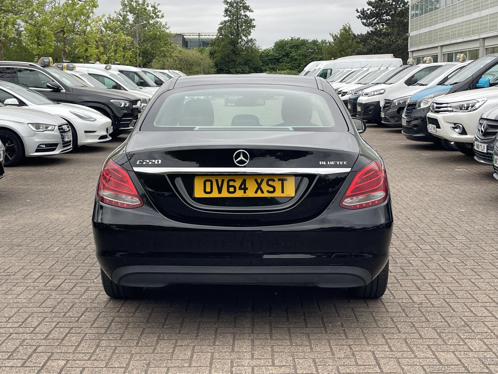 Mercedes-Benz C Class 2.1 C220 BlueTEC SE Saloon 4dr Diesel G-Tronic+ Euro 6 (s/s) (170 ps)