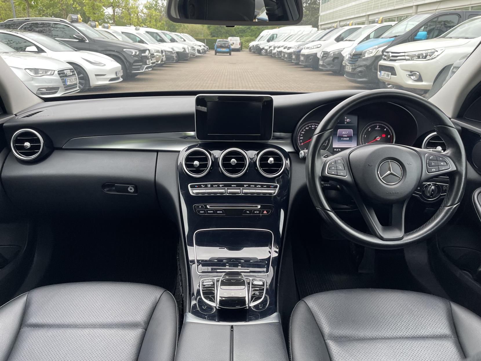 Mercedes-Benz C Class 2.1 C220 BlueTEC SE Saloon 4dr Diesel G-Tronic+ Euro 6 (s/s) (170 ps)