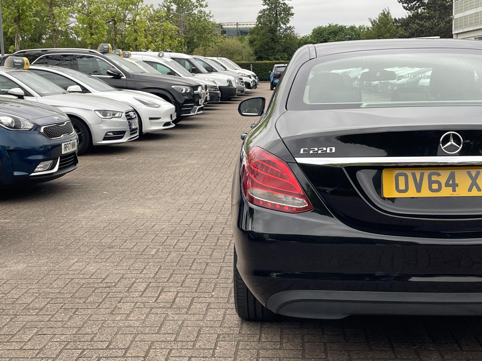 Mercedes-Benz C Class 2.1 C220 BlueTEC SE Saloon 4dr Diesel G-Tronic+ Euro 6 (s/s) (170 ps)