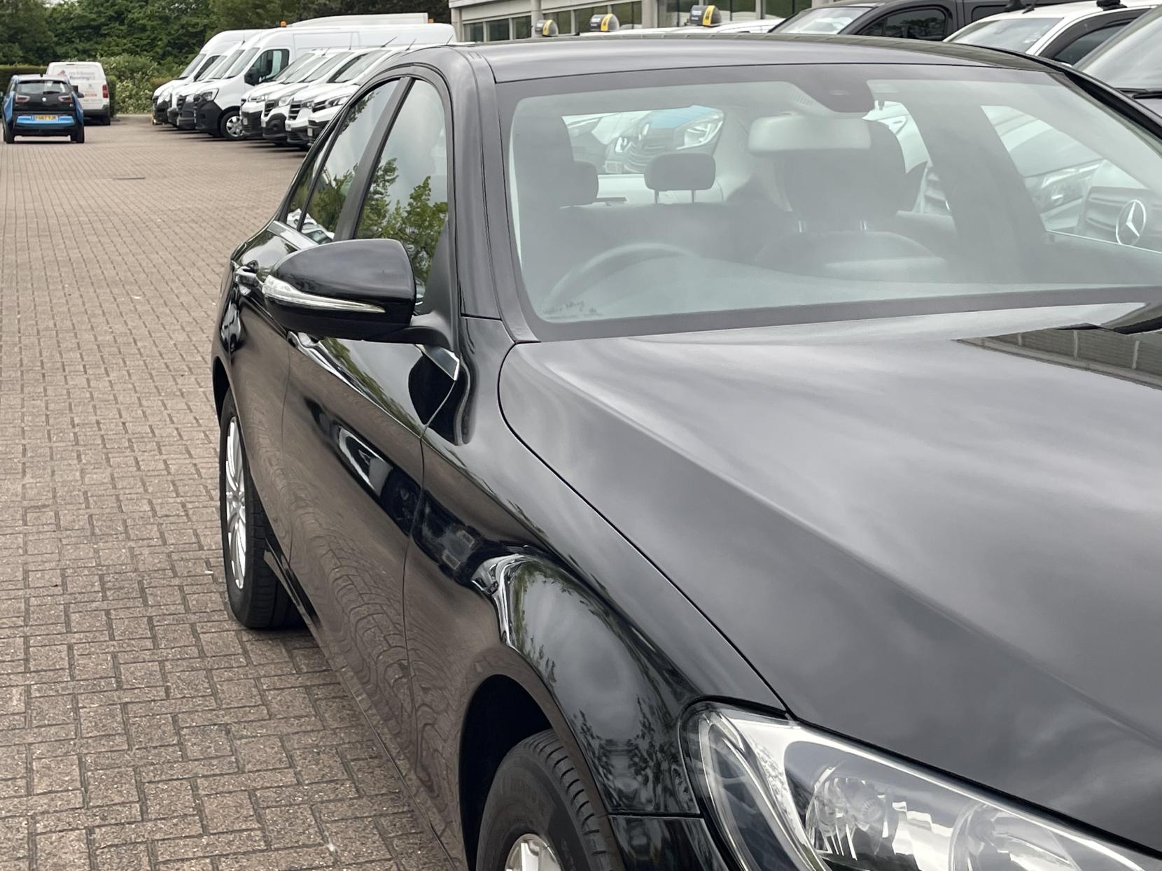 Mercedes-Benz C Class 2.1 C220 BlueTEC SE Saloon 4dr Diesel G-Tronic+ Euro 6 (s/s) (170 ps)