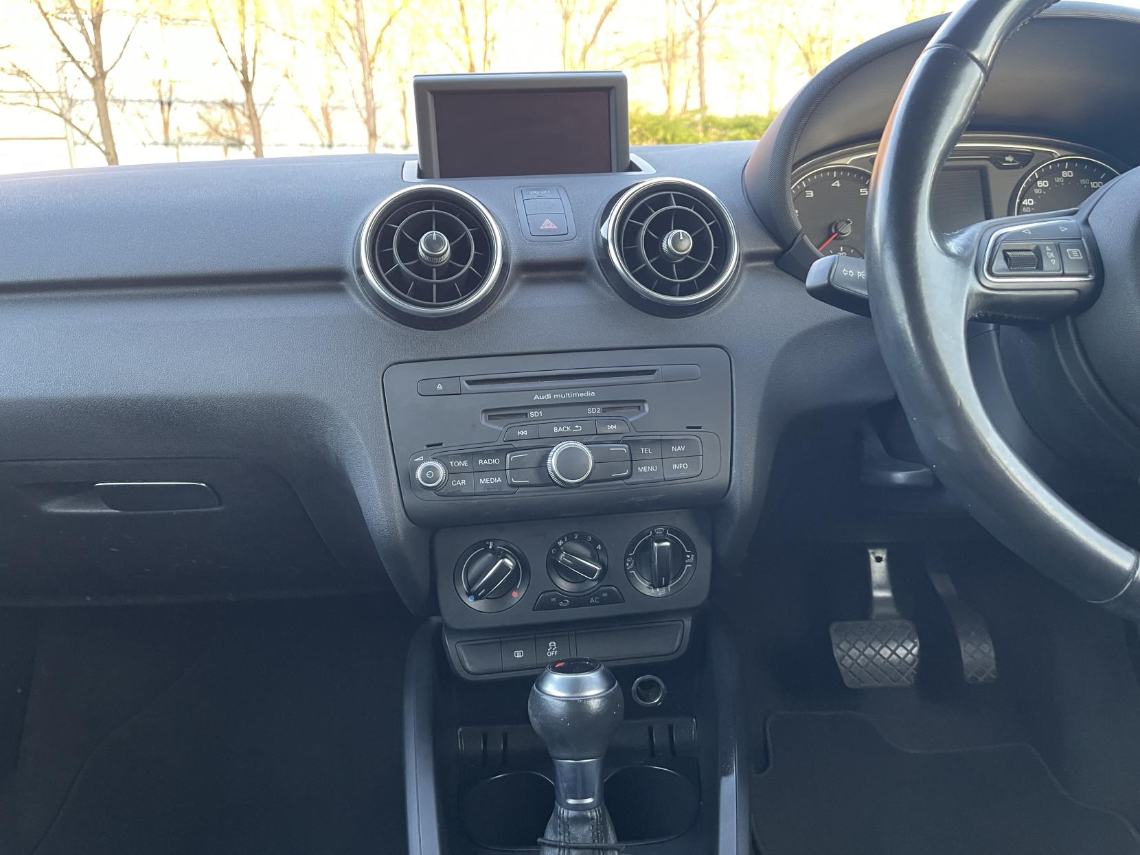 Audi A1 1.4 TFSI Sport Hatchback 3dr Petrol S Tronic Euro 5 (s/s) (122 ps)