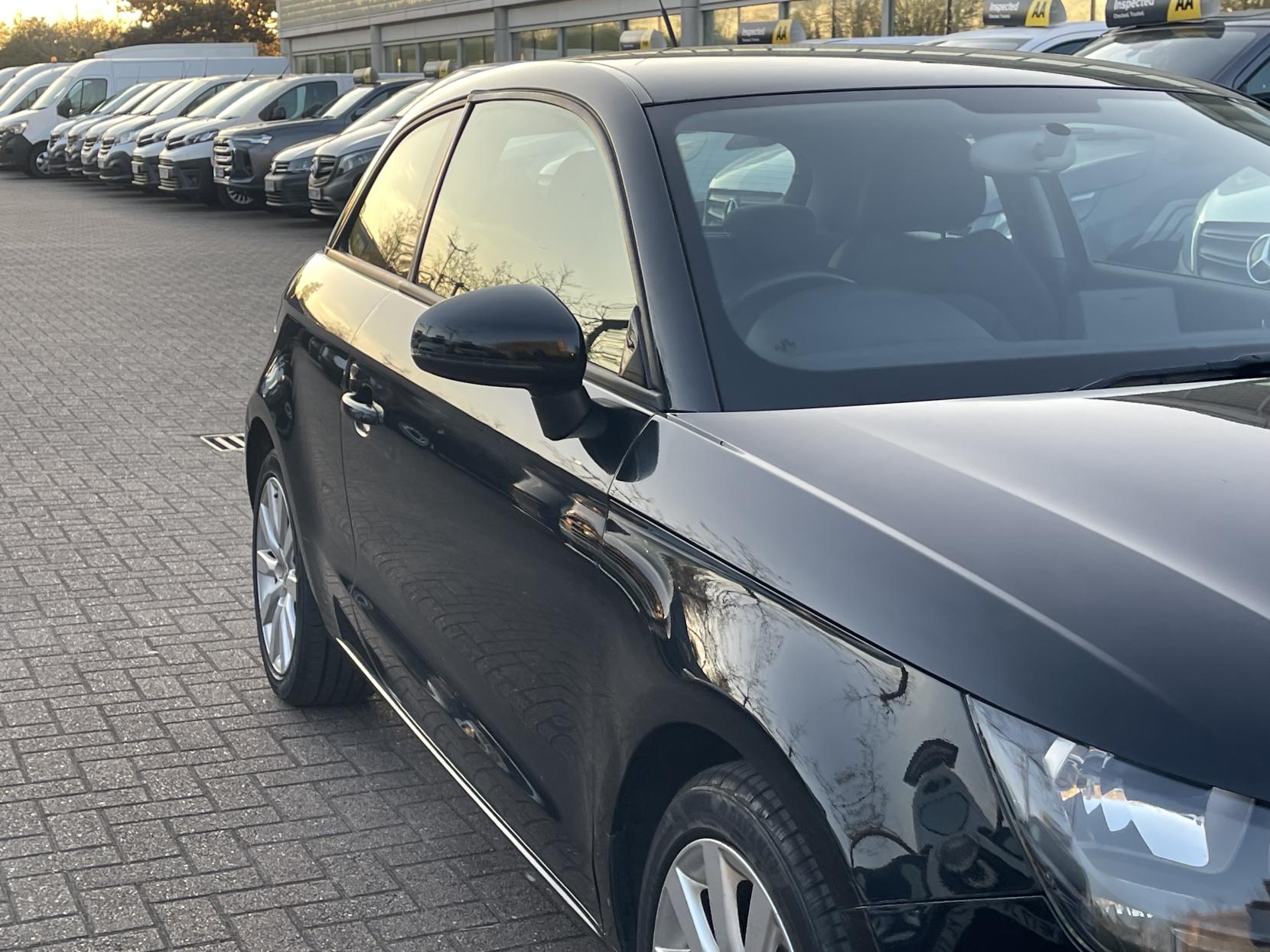 Audi A1 1.4 TFSI Sport Hatchback 3dr Petrol S Tronic Euro 5 (s/s) (122 ps)