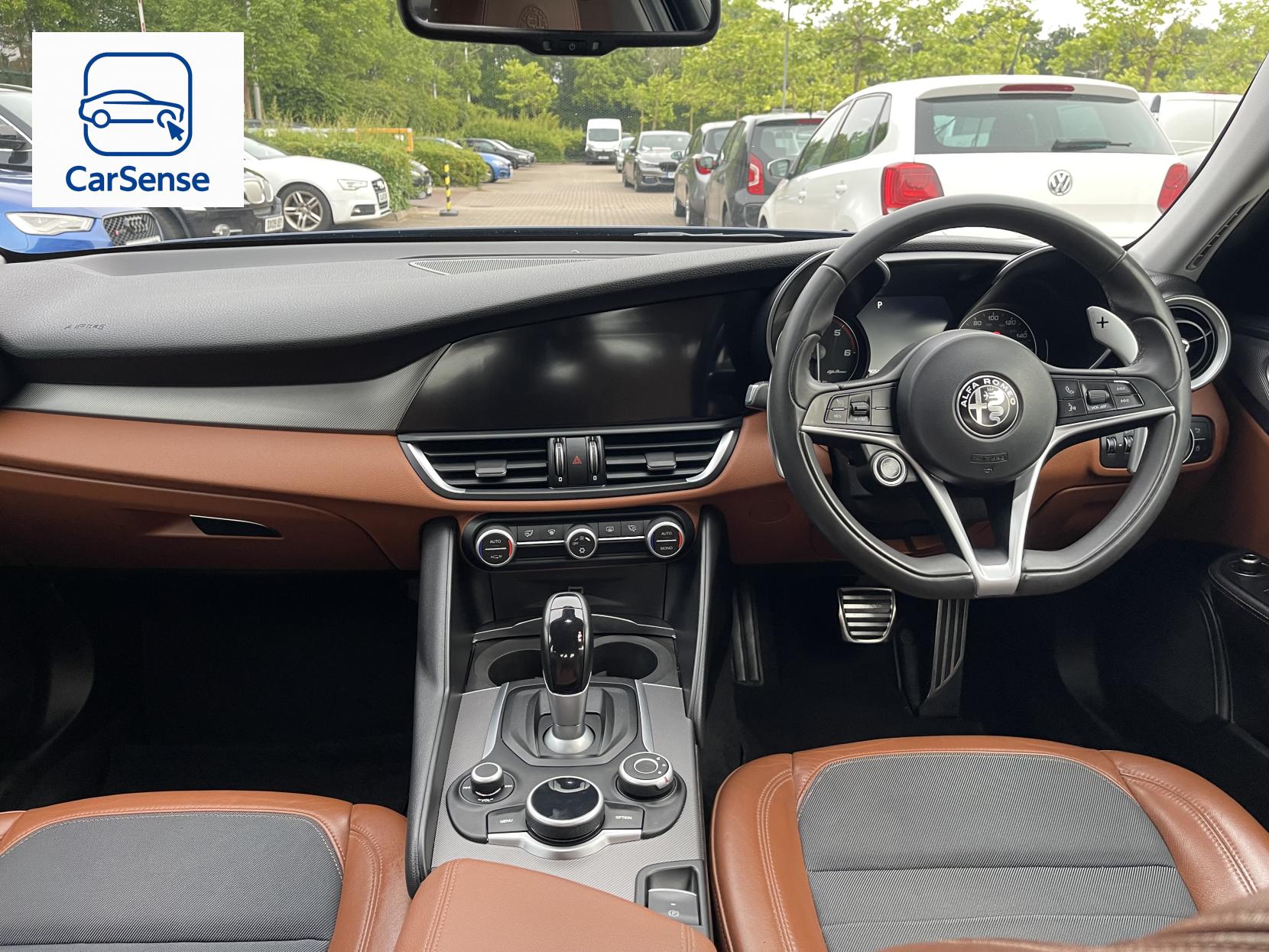 Alfa Romeo Giulia 2.2 TD Super Saloon 4dr Diesel Auto Euro 6 (s/s) (180 ps)
