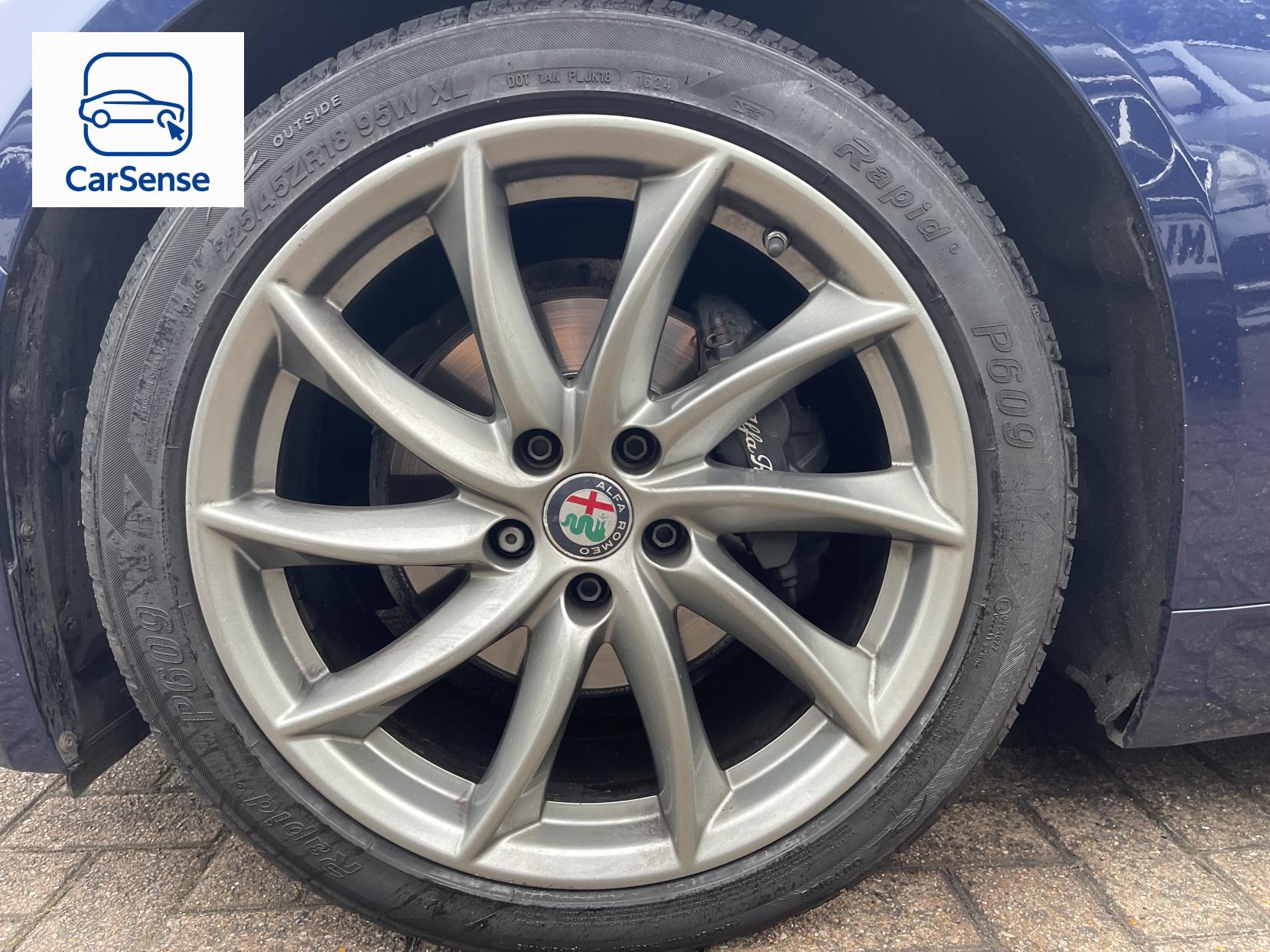 Alfa Romeo Giulia 2.2 TD Super Saloon 4dr Diesel Auto Euro 6 (s/s) (180 ps)