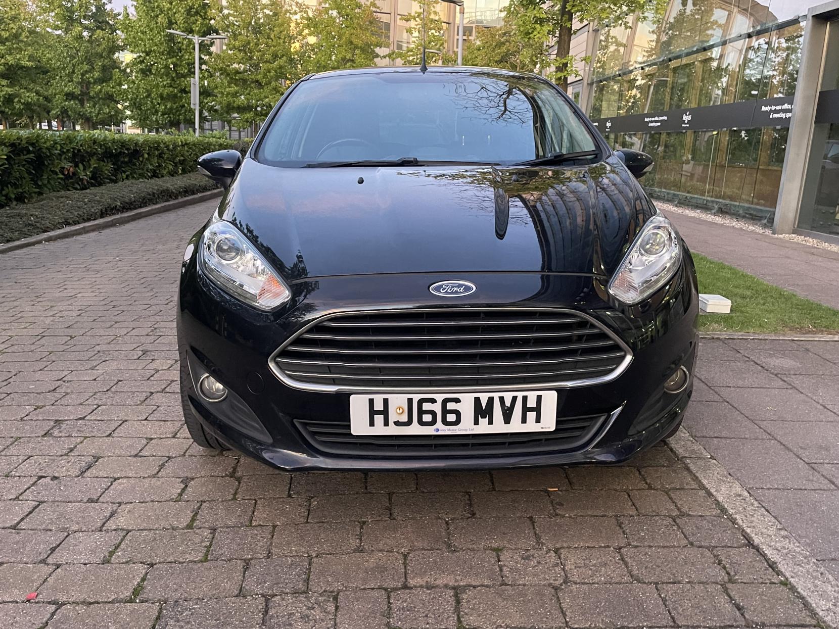 Ford Fiesta 1.25 Zetec Hatchback 5dr Petrol Manual Euro 6 (82 ps)