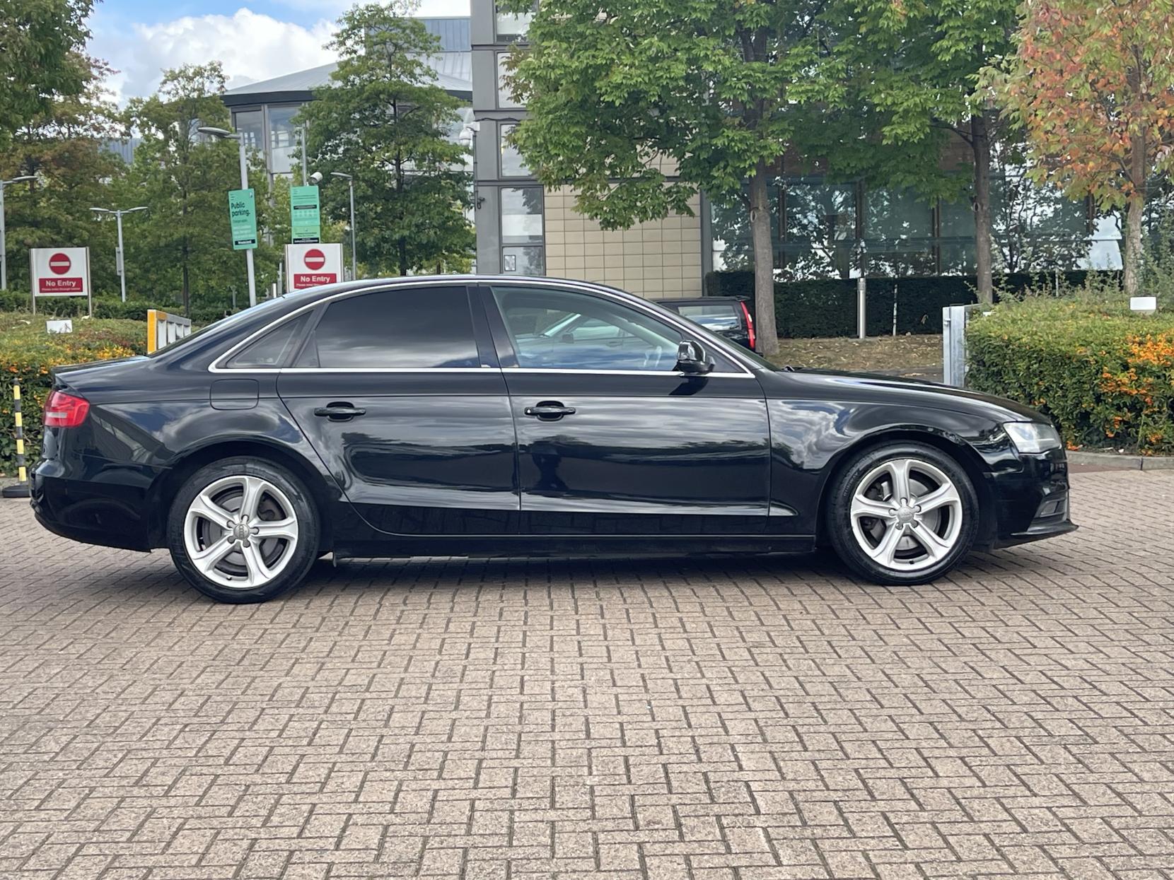 Audi A4 1.8 TFSI SE Saloon 4dr Petrol Manual Euro 5 (s/s) (120 ps)