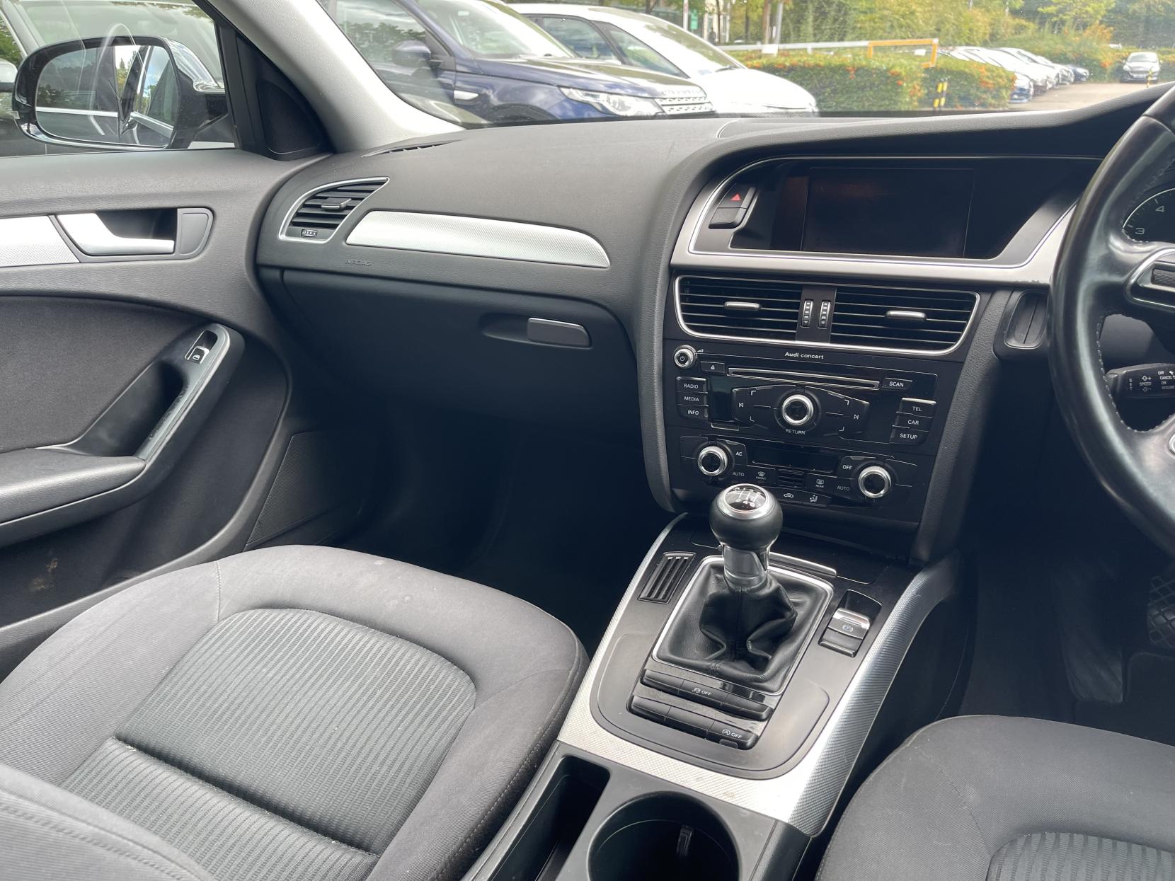 Audi A4 1.8 TFSI SE Saloon 4dr Petrol Manual Euro 5 (s/s) (120 ps)