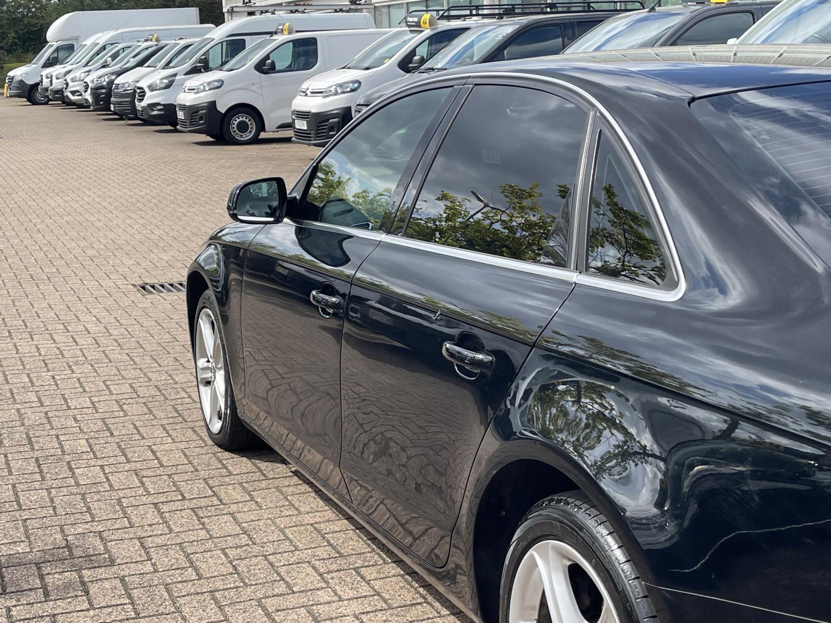 Audi A4 1.8 TFSI SE Saloon 4dr Petrol Manual Euro 5 (s/s) (120 ps)