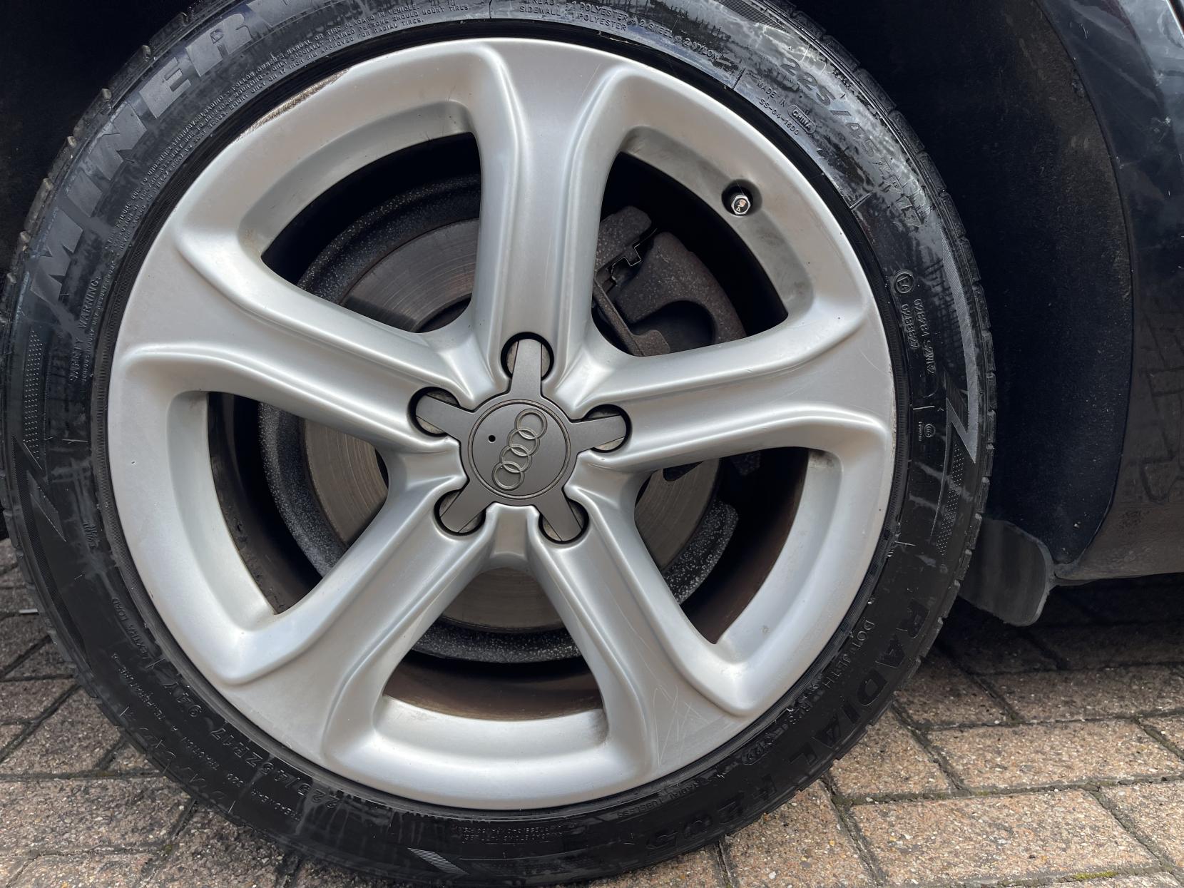 Audi A4 1.8 TFSI SE Saloon 4dr Petrol Manual Euro 5 (s/s) (120 ps)