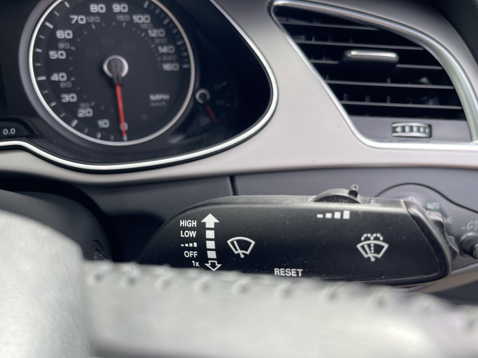 Audi A4 1.8 TFSI SE Saloon 4dr Petrol Manual Euro 5 (s/s) (120 ps)