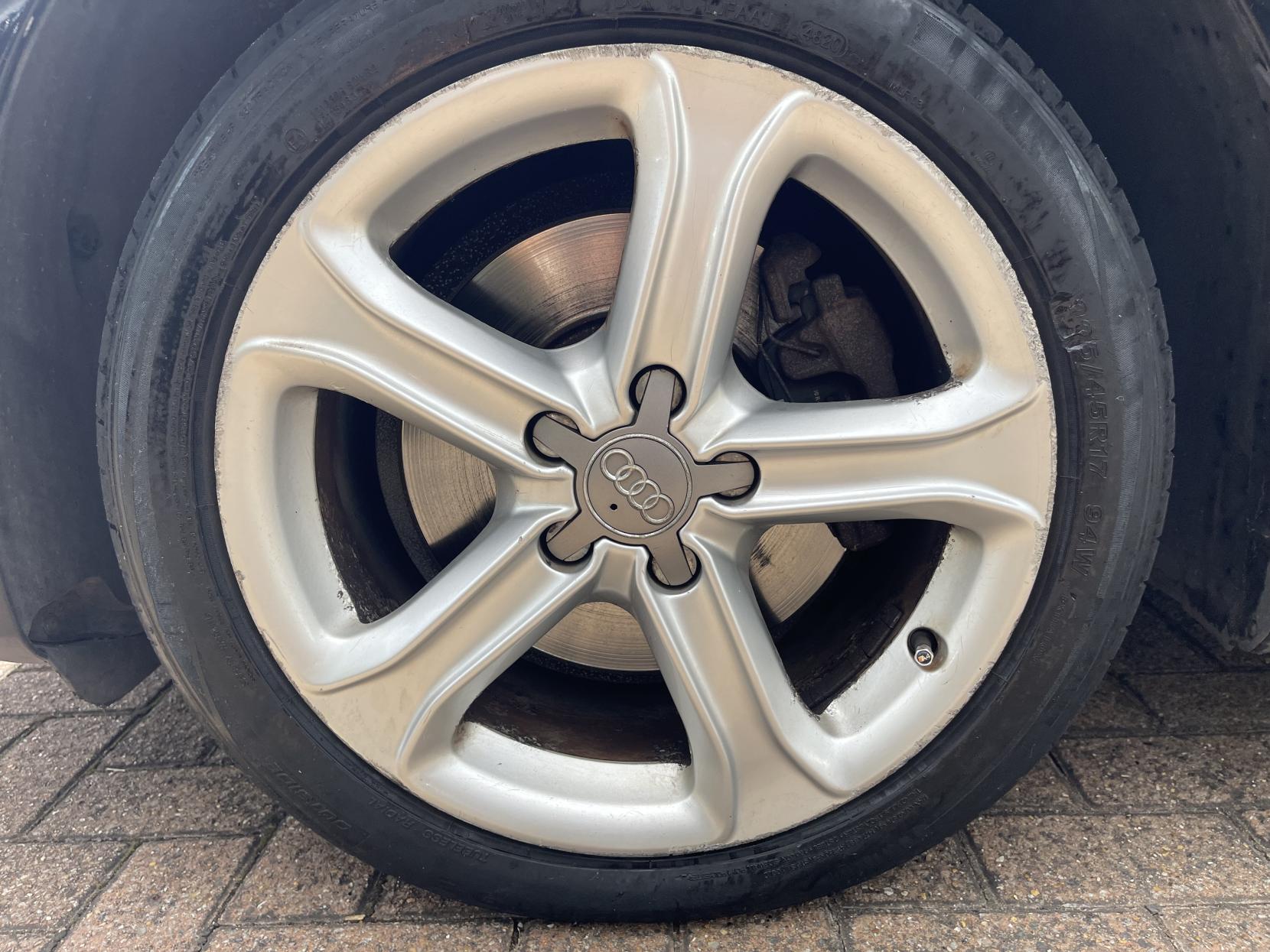 Audi A4 1.8 TFSI SE Saloon 4dr Petrol Manual Euro 5 (s/s) (120 ps)