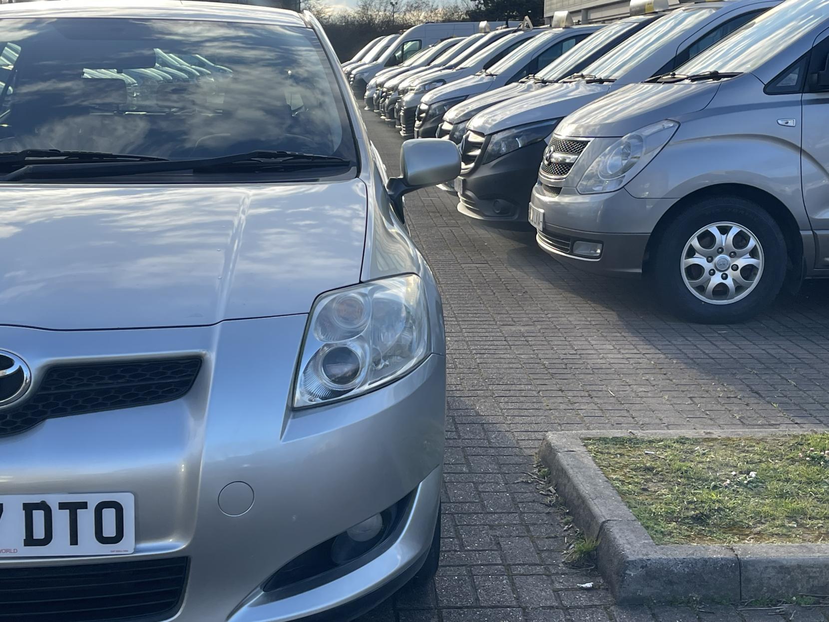 Toyota Auris 1.6 TR Hatchback 5dr Petrol Multimode (161 g/km, 124 bhp)