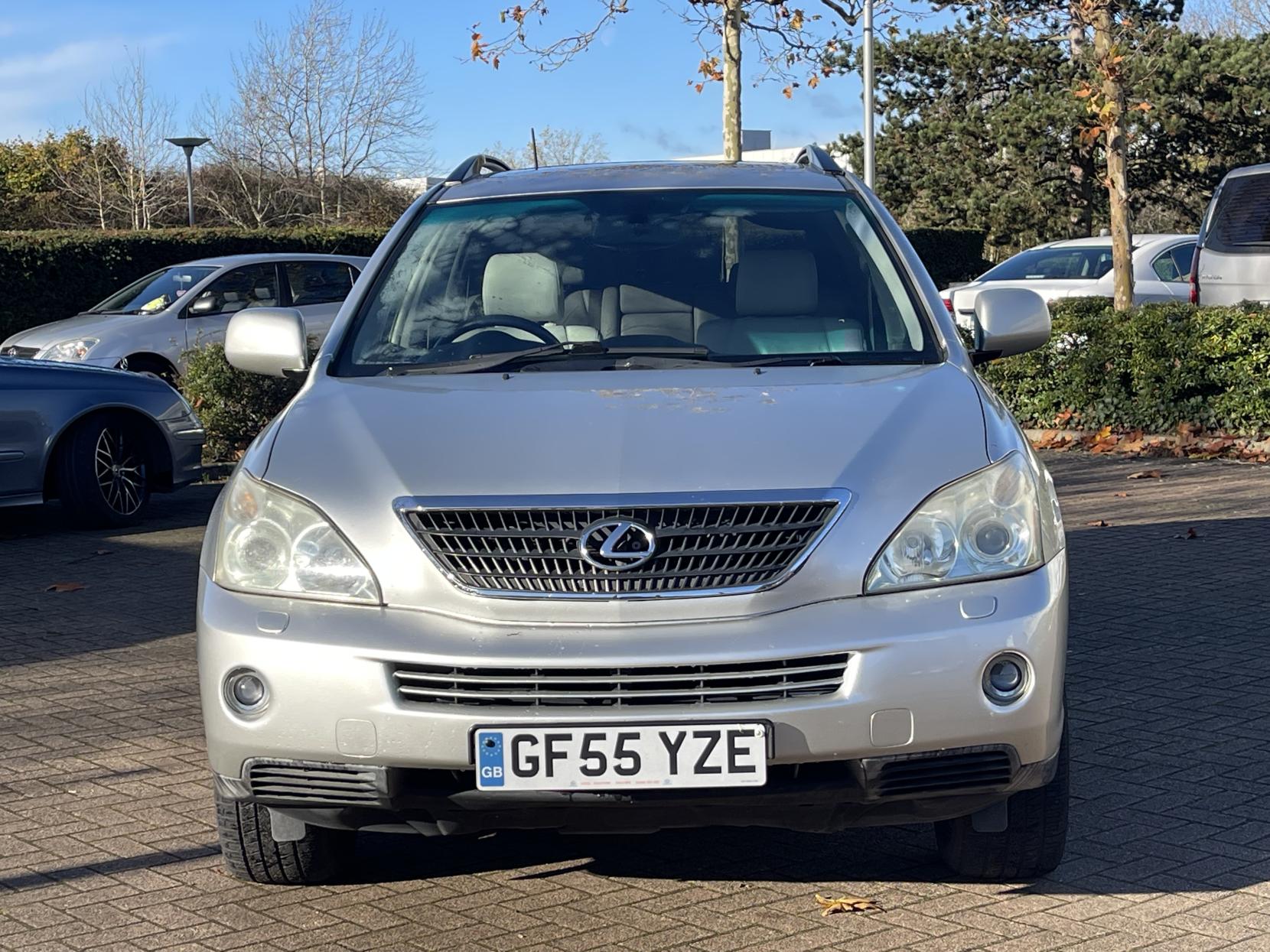 Lexus RX 3.3 400h SE SUV 5dr Petrol Hybrid CVT (192 g/km, 208 bhp)