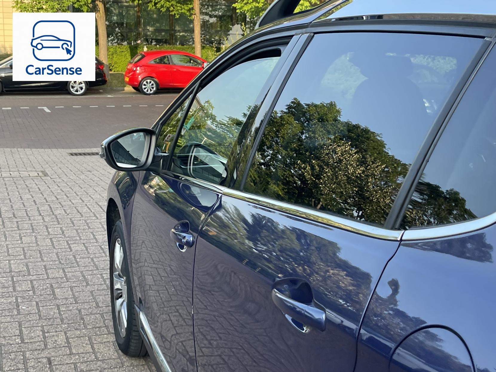 Peugeot 2008 1.6 e-HDi Allure SUV 5dr Diesel EGC Euro 5 (s/s) (92 ps)