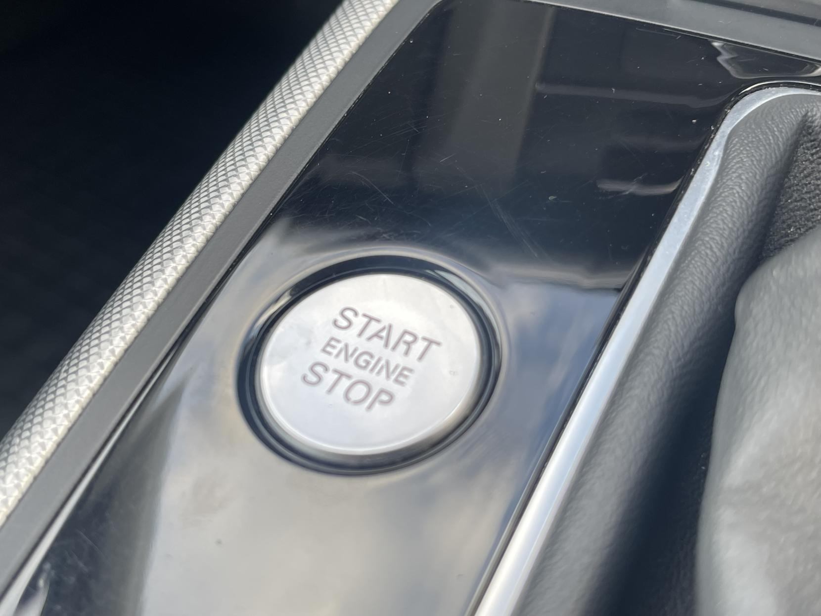 Audi A6 Saloon 2.0 TDI ultra SE Saloon 4dr Diesel S Tronic Euro 6 (s/s) (190 ps)