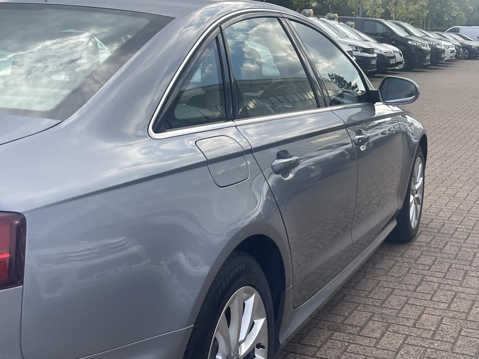 Audi A6 Saloon 2.0 TDI ultra SE Saloon 4dr Diesel S Tronic Euro 6 (s/s) (190 ps)