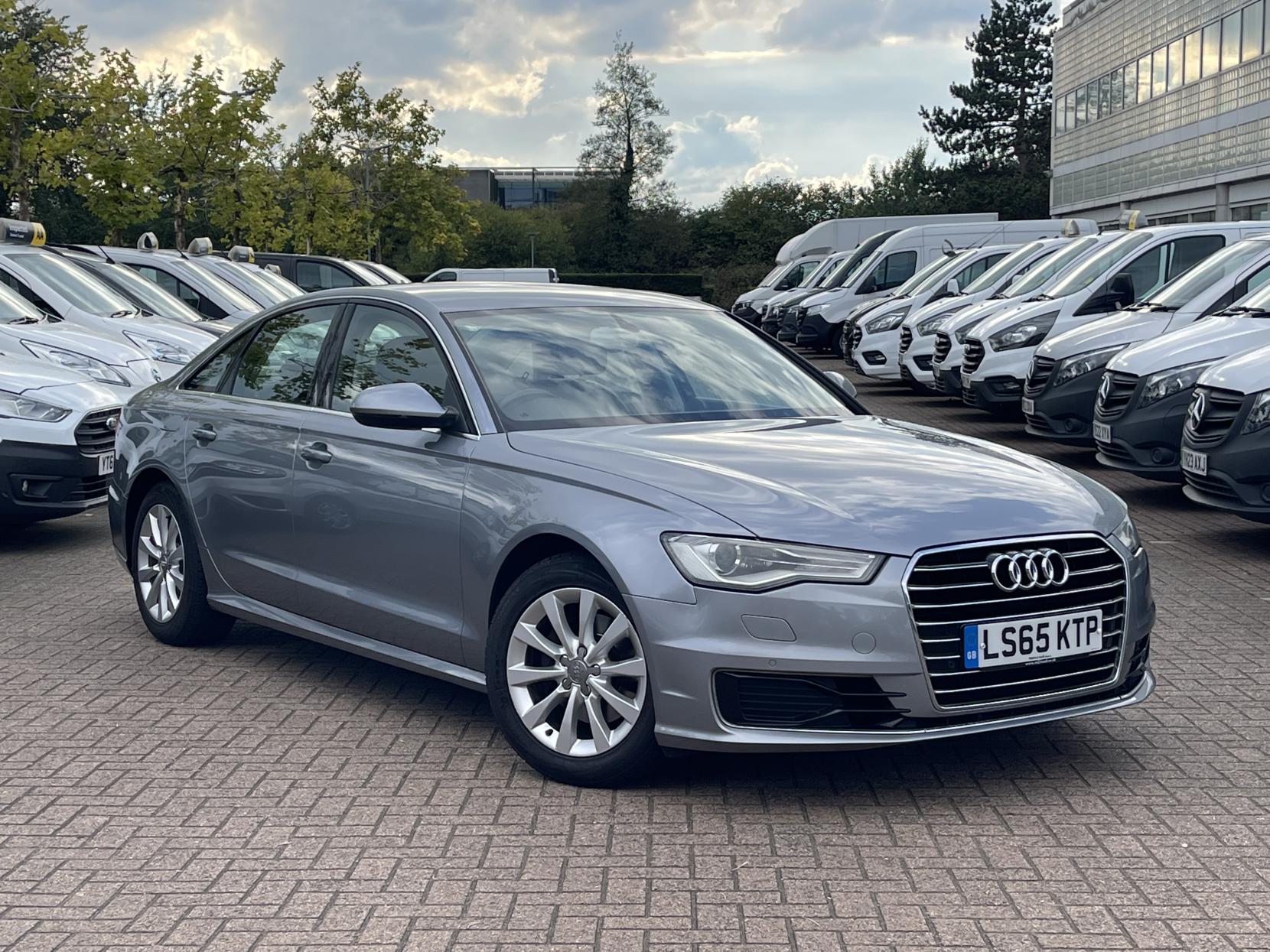 Audi A6 Saloon 2.0 TDI ultra SE Saloon 4dr Diesel S Tronic Euro 6 (s/s) (190 ps)
