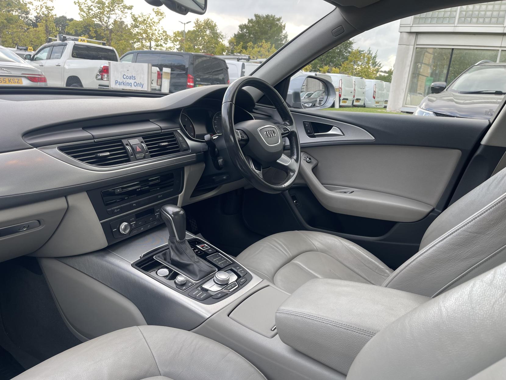Audi A6 Saloon 2.0 TDI ultra SE Saloon 4dr Diesel S Tronic Euro 6 (s/s) (190 ps)