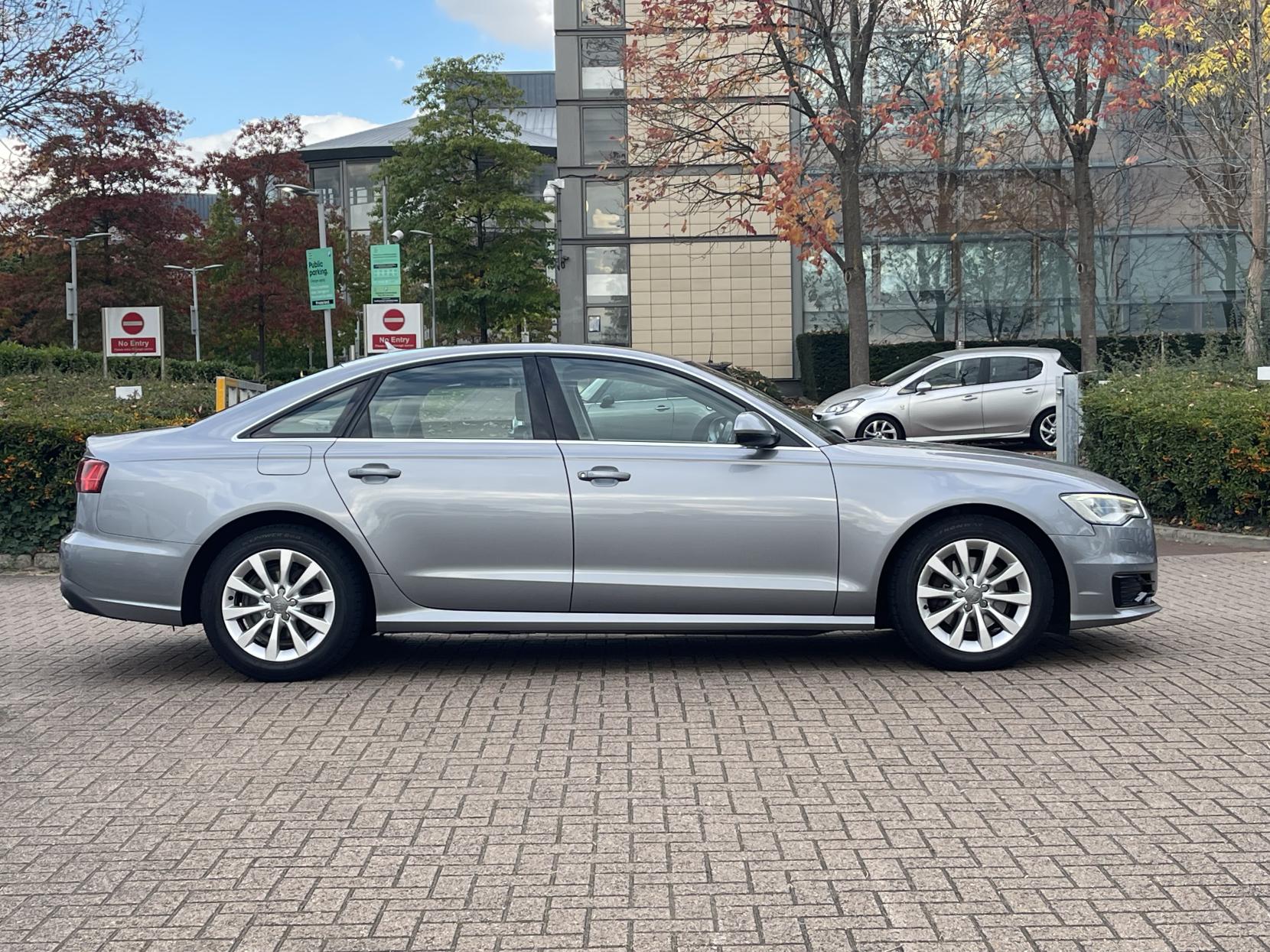 Audi A6 Saloon 2.0 TDI ultra SE Saloon 4dr Diesel S Tronic Euro 6 (s/s) (190 ps)
