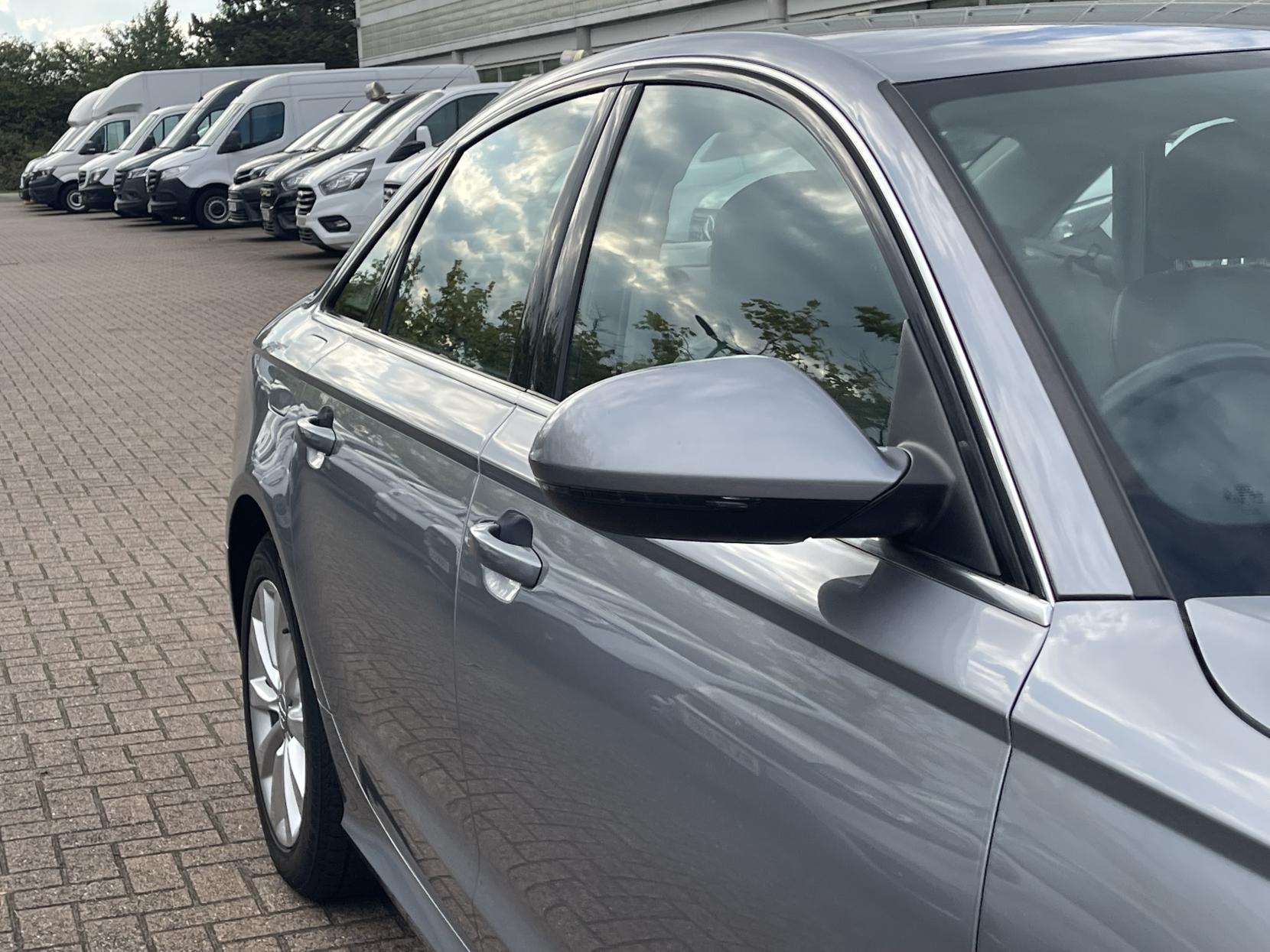 Audi A6 Saloon 2.0 TDI ultra SE Saloon 4dr Diesel S Tronic Euro 6 (s/s) (190 ps)