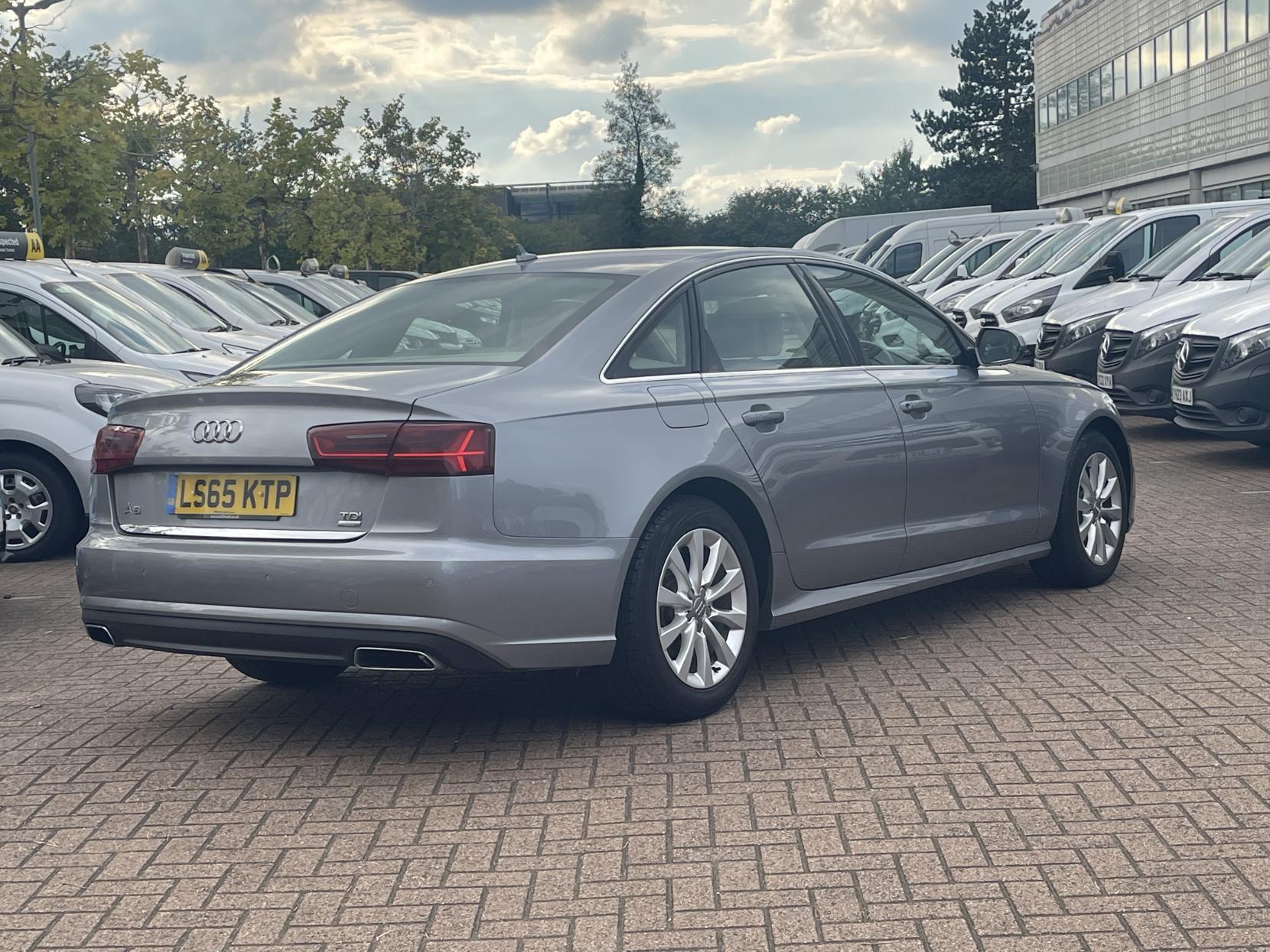 Audi A6 Saloon 2.0 TDI ultra SE Saloon 4dr Diesel S Tronic Euro 6 (s/s) (190 ps)