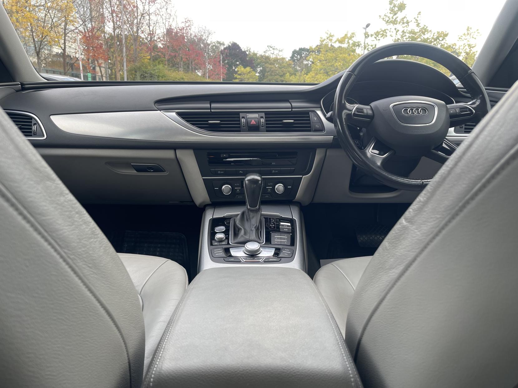 Audi A6 Saloon 2.0 TDI ultra SE Saloon 4dr Diesel S Tronic Euro 6 (s/s) (190 ps)