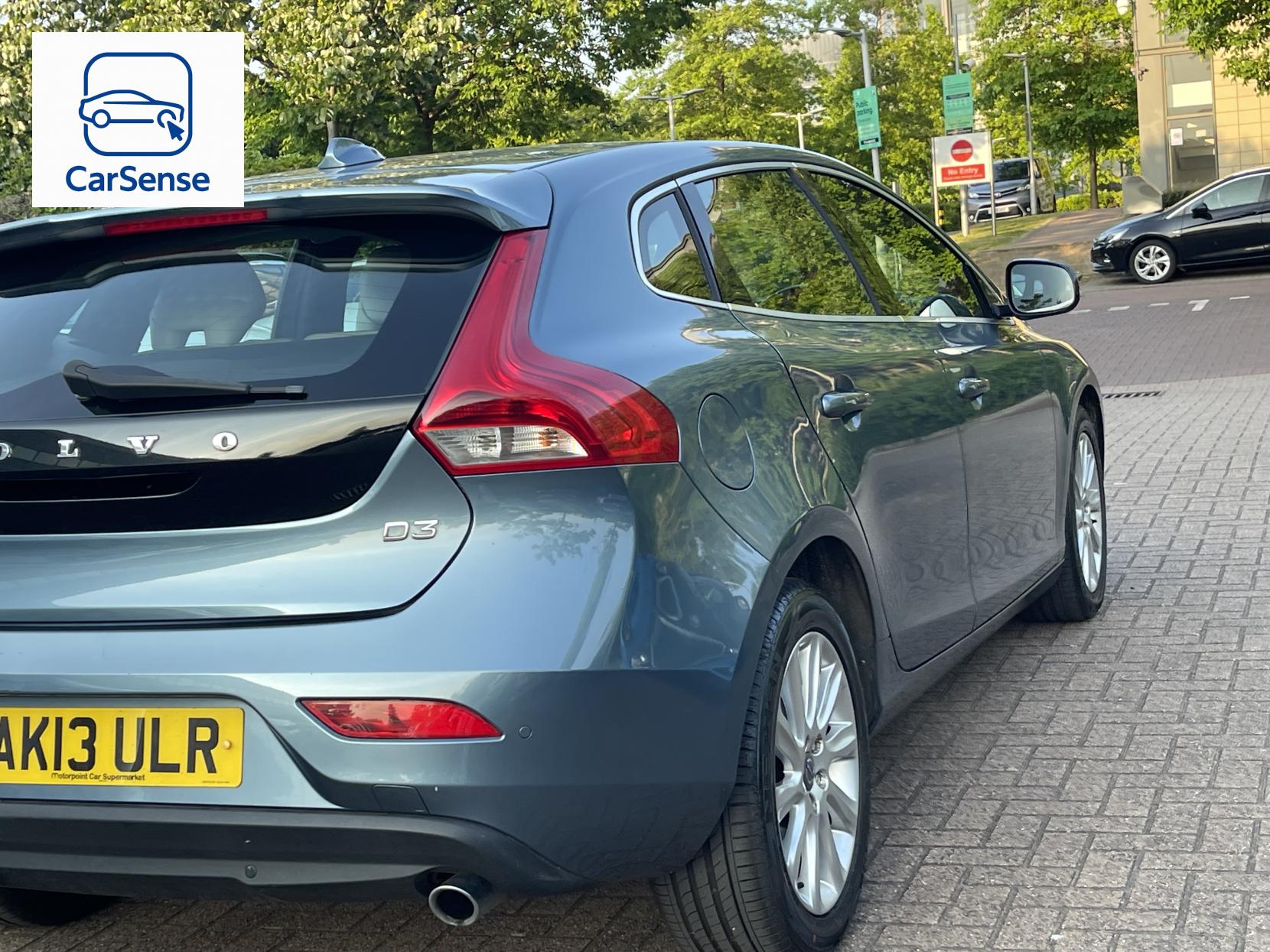 Volvo V40 2.0 D3 SE Lux Nav Hatchback 5dr Diesel Manual Euro 5 (s/s) (150 ps)