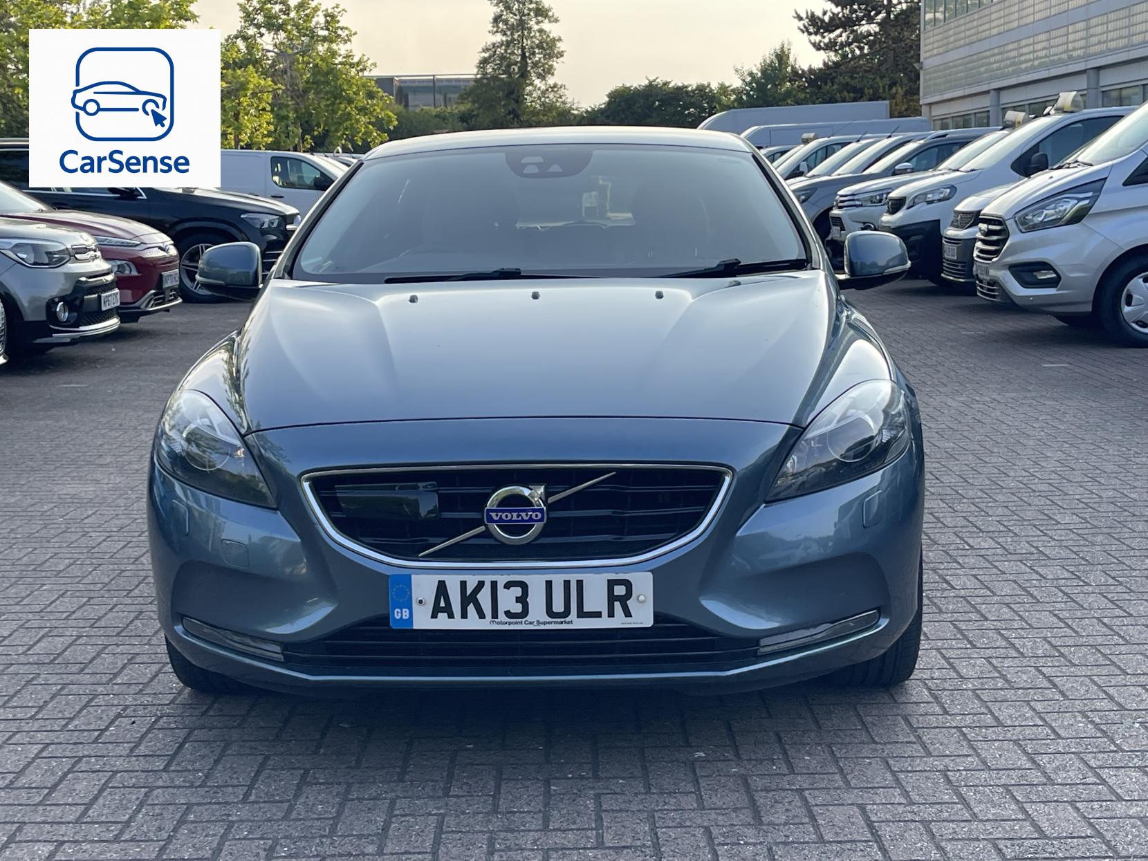 Volvo V40 2.0 D3 SE Lux Nav Hatchback 5dr Diesel Manual Euro 5 (s/s) (150 ps)