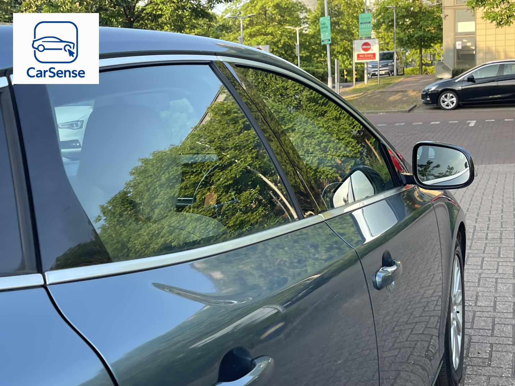 Volvo V40 2.0 D3 SE Lux Nav Hatchback 5dr Diesel Manual Euro 5 (s/s) (150 ps)