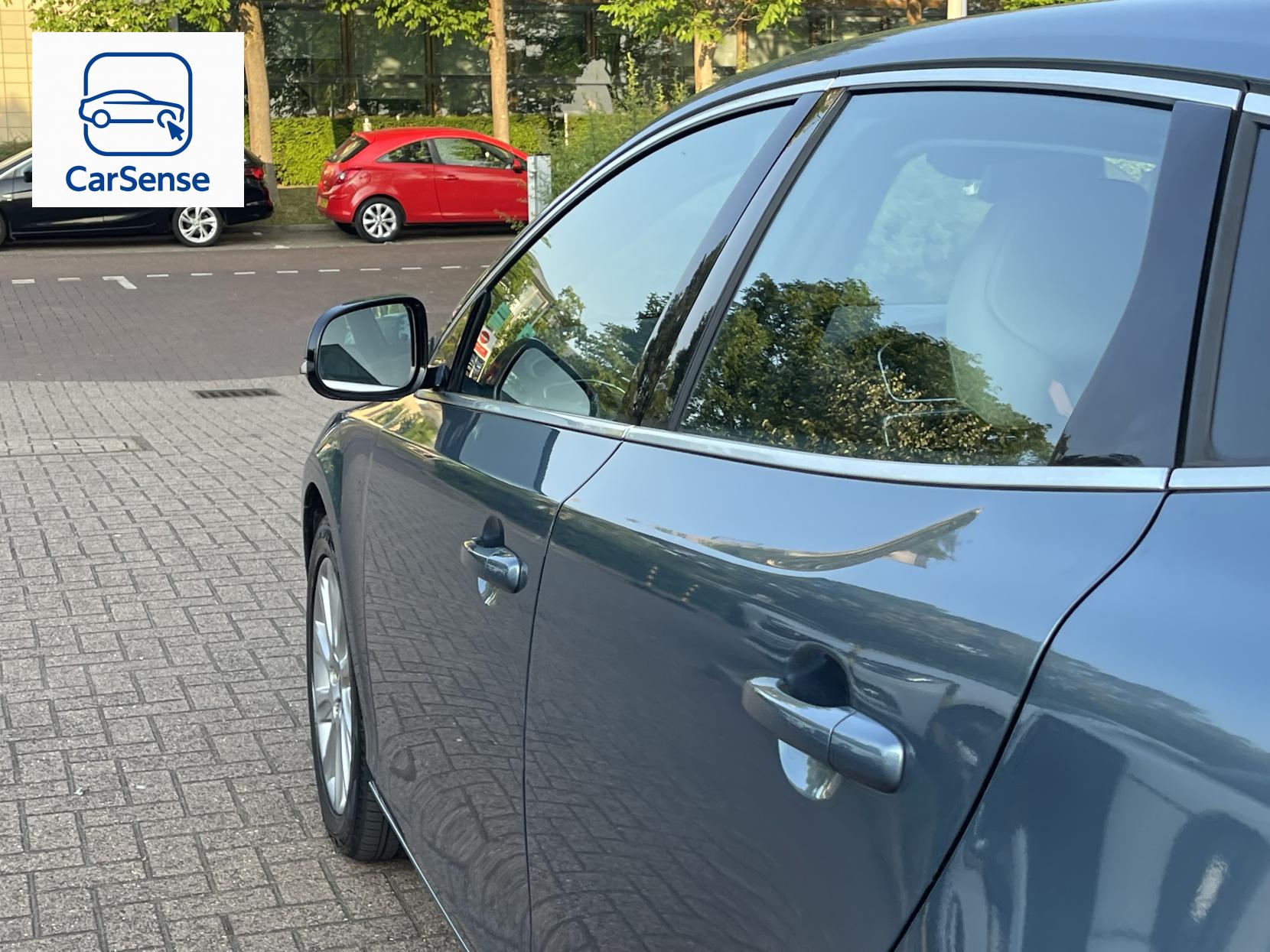 Volvo V40 2.0 D3 SE Lux Nav Hatchback 5dr Diesel Manual Euro 5 (s/s) (150 ps)