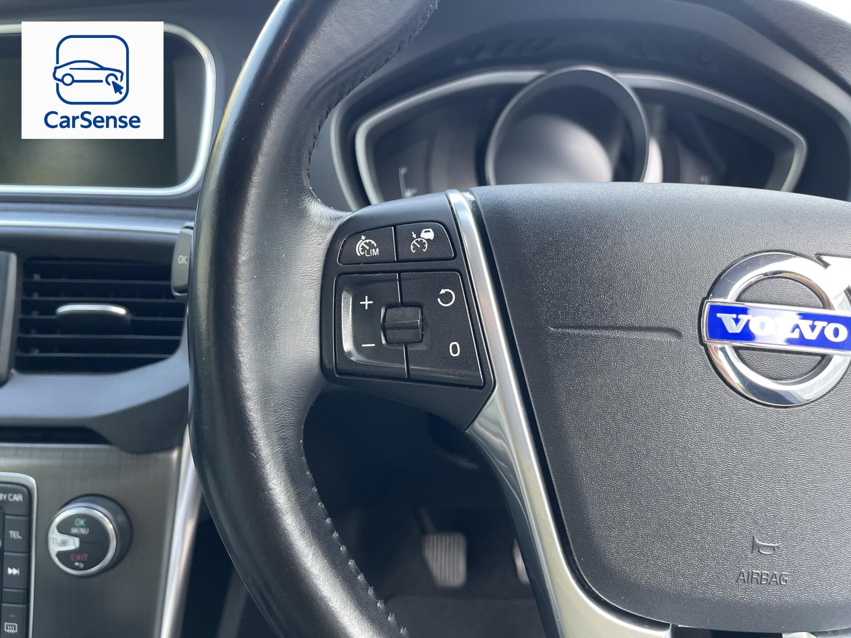 Volvo V40 2.0 D3 SE Lux Nav Hatchback 5dr Diesel Manual Euro 5 (s/s) (150 ps)