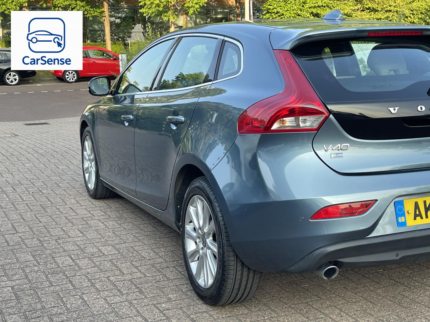 Volvo V40 2.0 D3 SE Lux Nav Hatchback 5dr Diesel Manual Euro 5 (s/s) (150 ps)