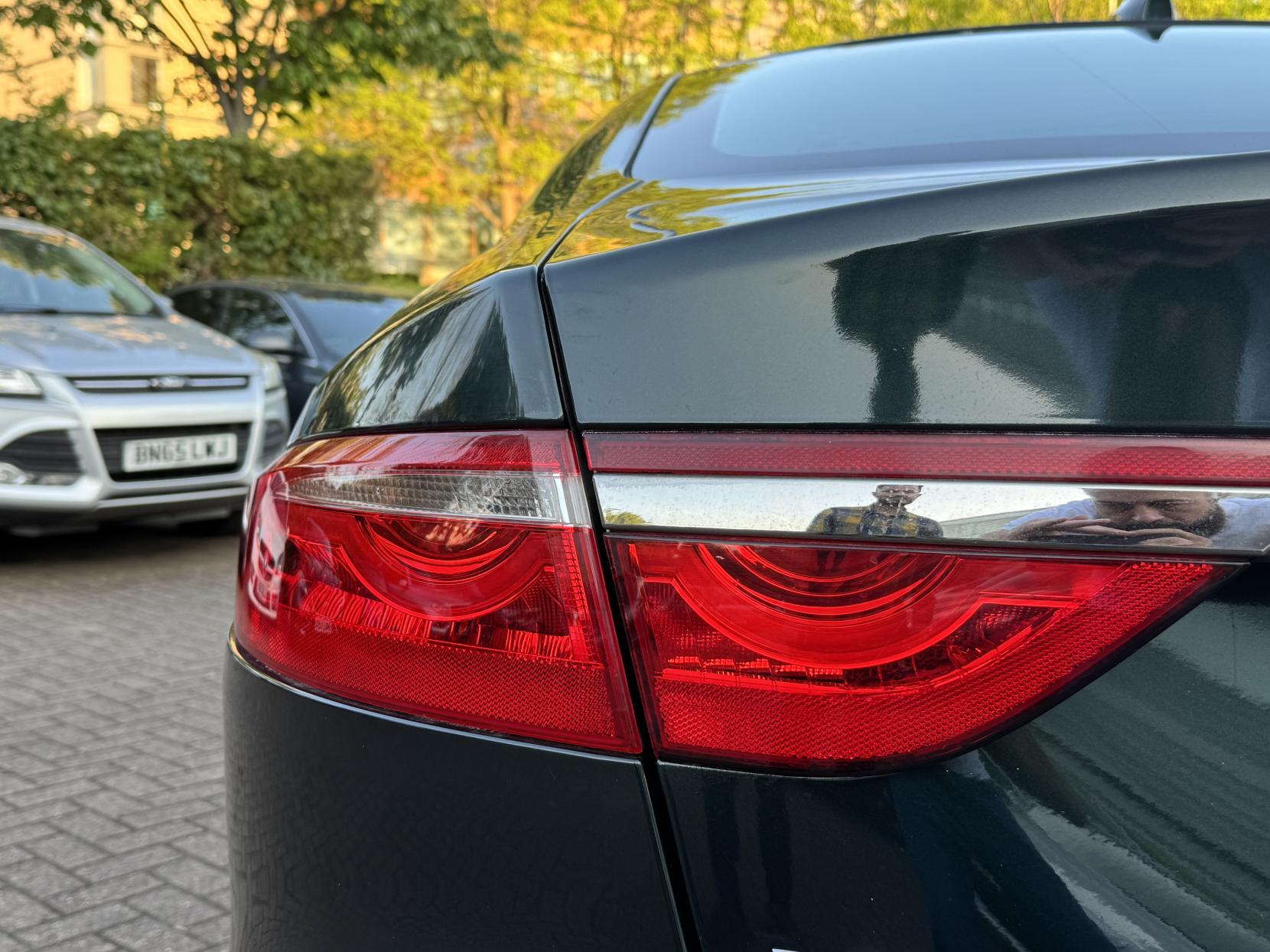 Jaguar XF 2.0d Portfolio Saloon 4dr Diesel Auto Euro 6 (s/s) (180 ps)