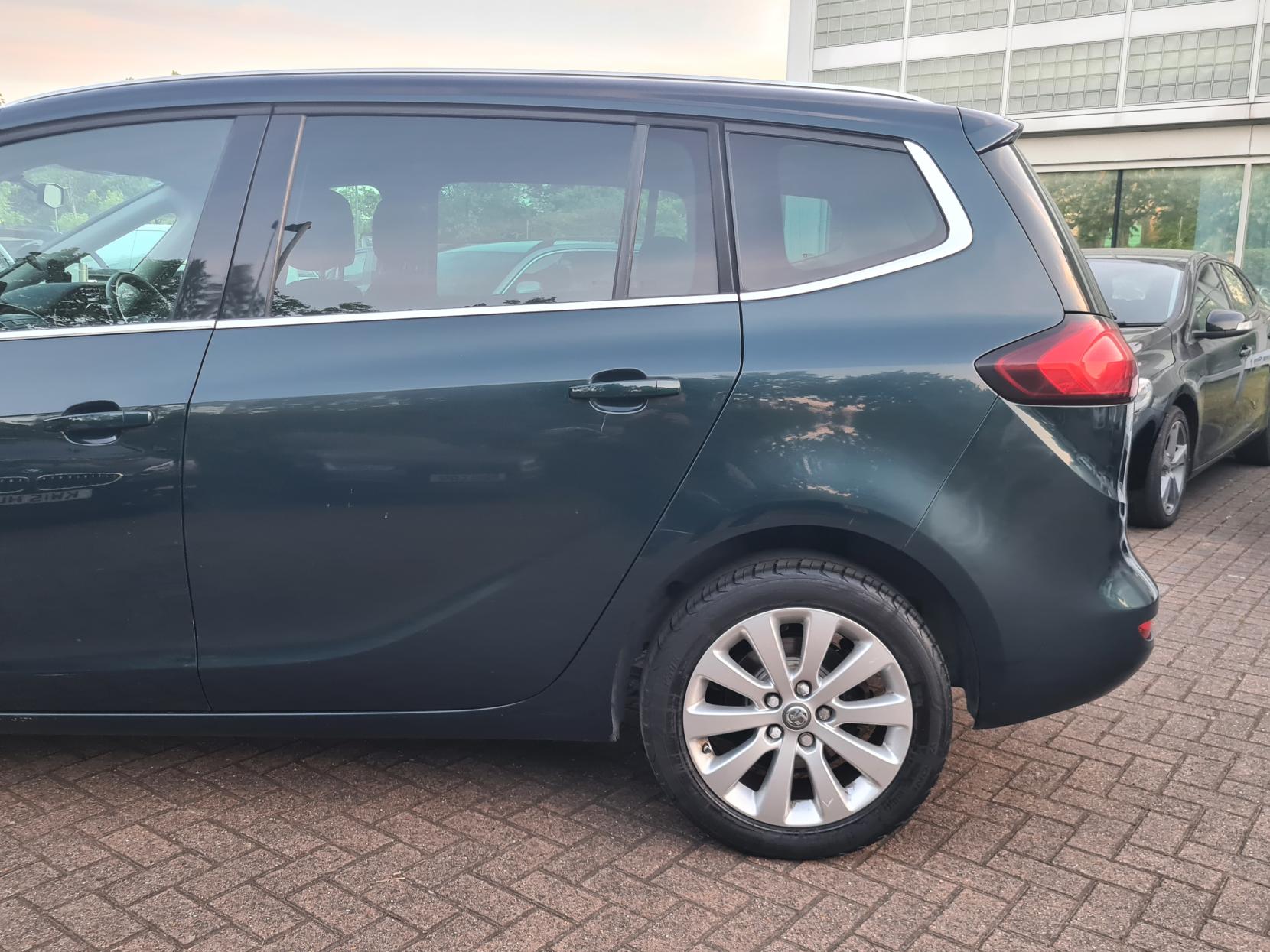 Vauxhall Zafira Tourer 1.4i Turbo Energy MPV 5dr Petrol Auto Euro 6 (140 ps)
